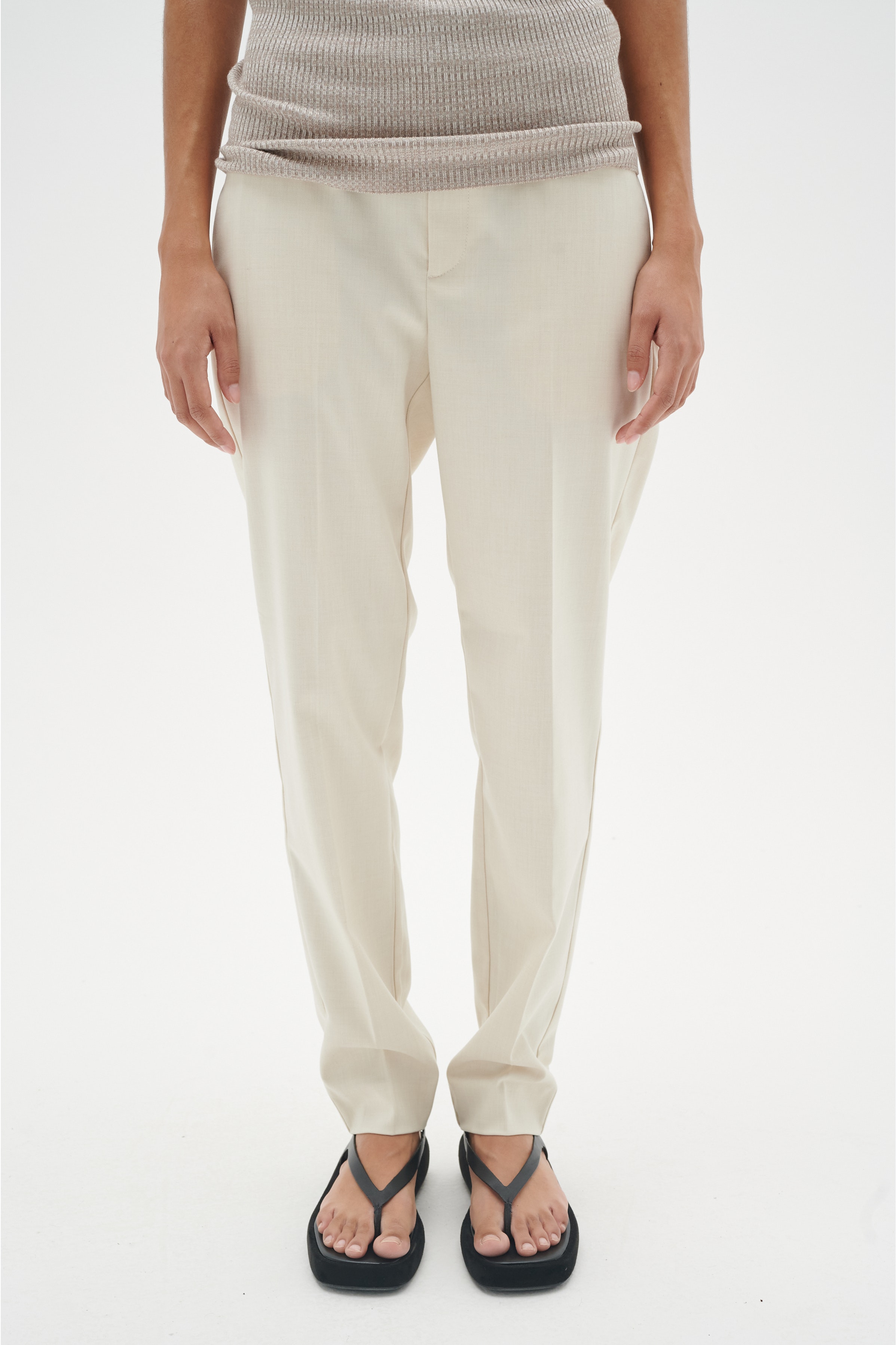 KyrahIW Trousers LOOKBOOK FRONT 30108186-1200001