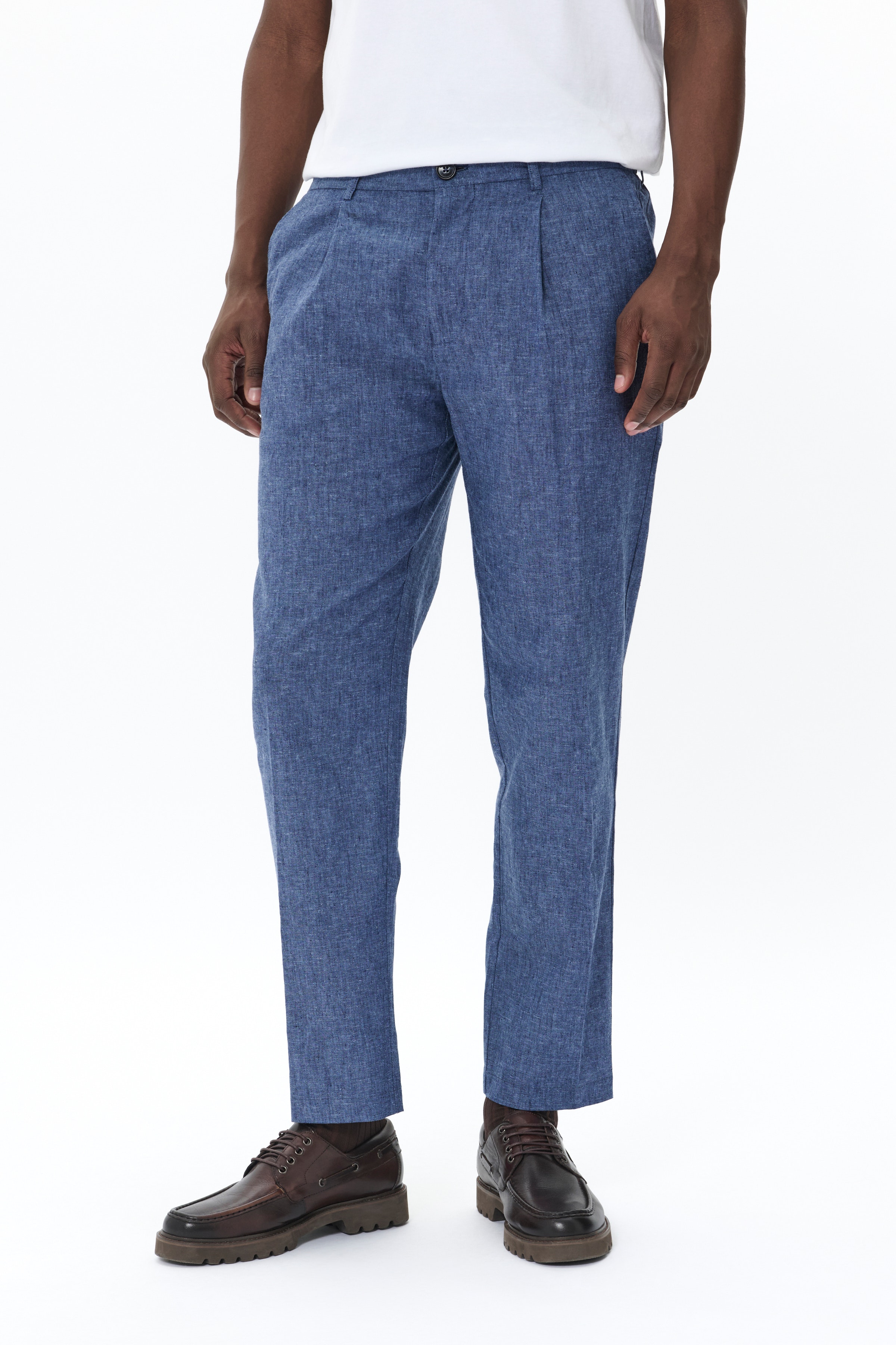 MAhart Trousers LOOKBOOK FRONT 30208114-184218