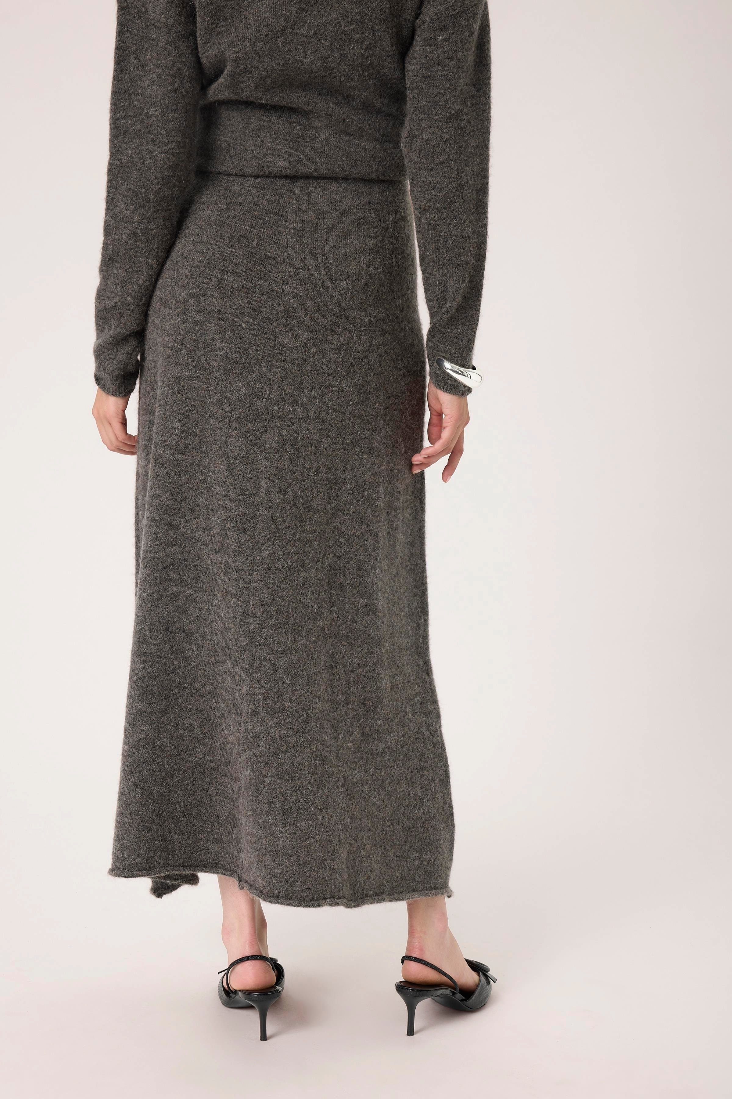 SLMiya Skirt LOOKBOOK BACK 30408784-303707