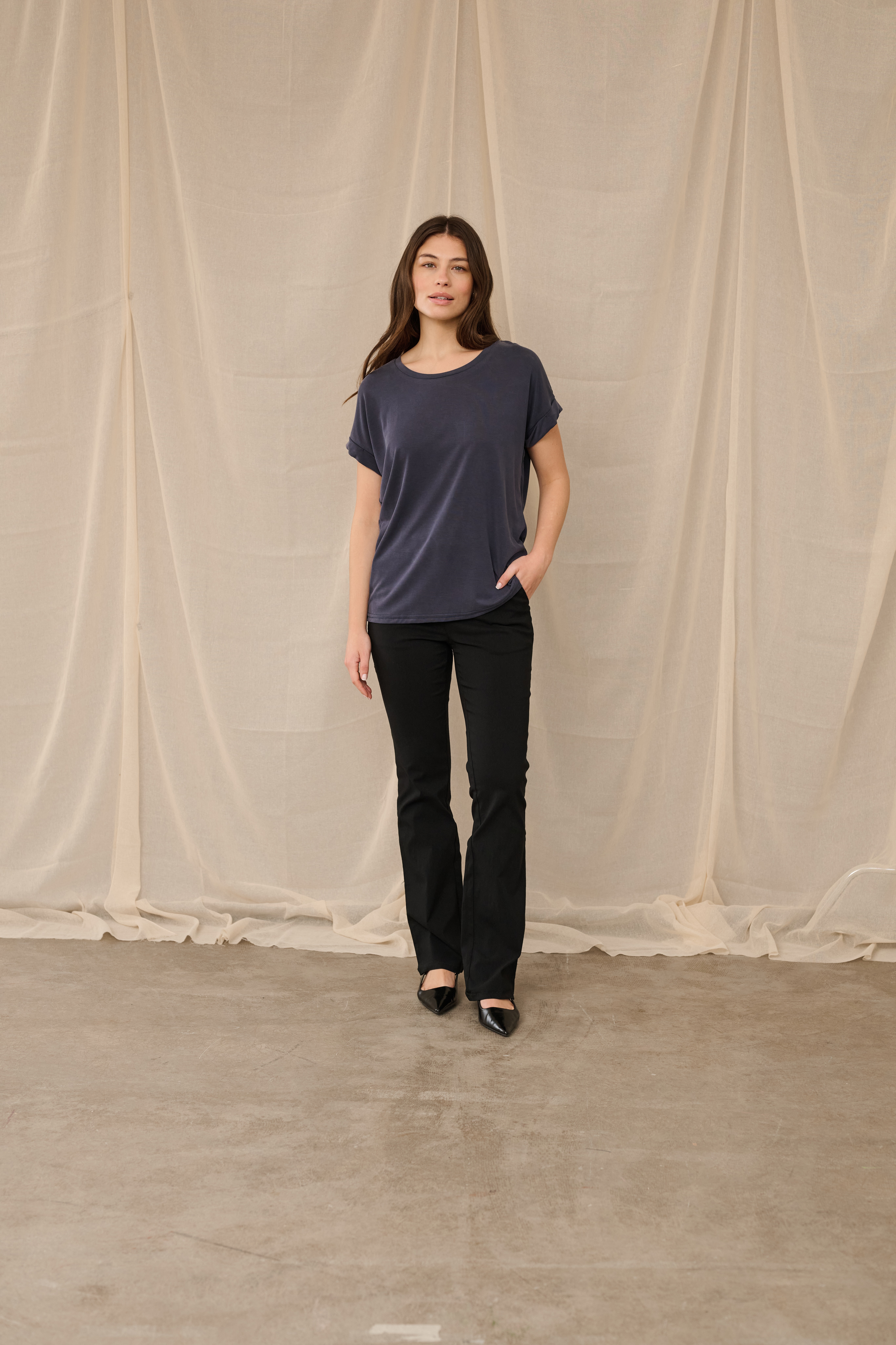 Kajsa T-shirt LOCATION NONE 50103468-5103406
