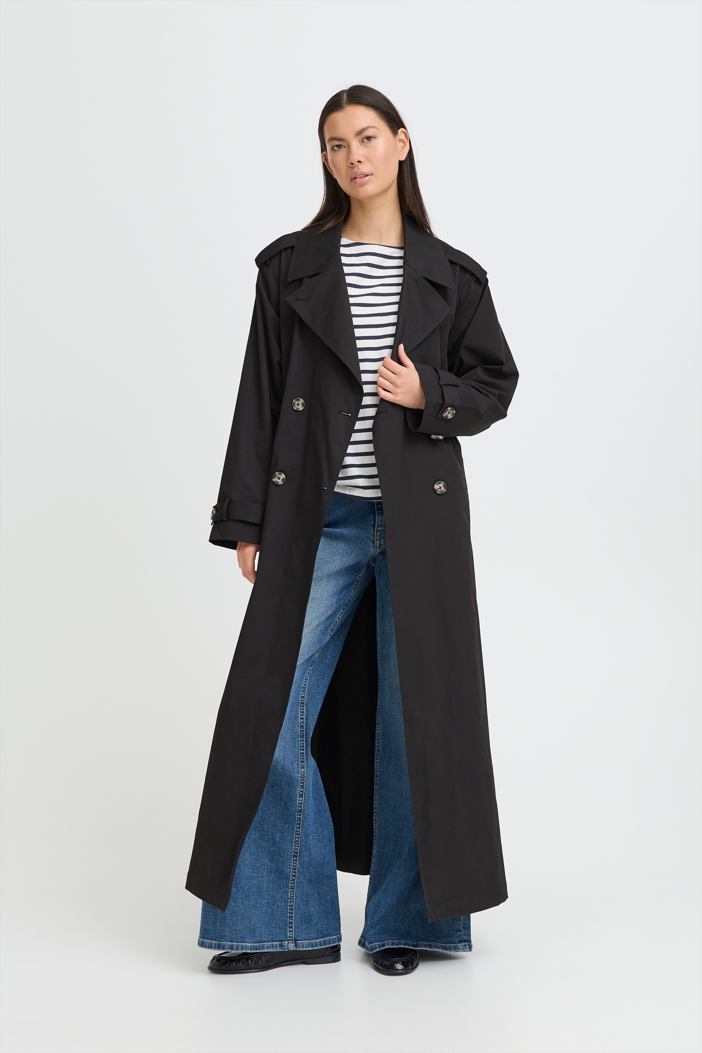 IHGILANA Ytterplagg LOOKBOOK FRONT 20124882-194008