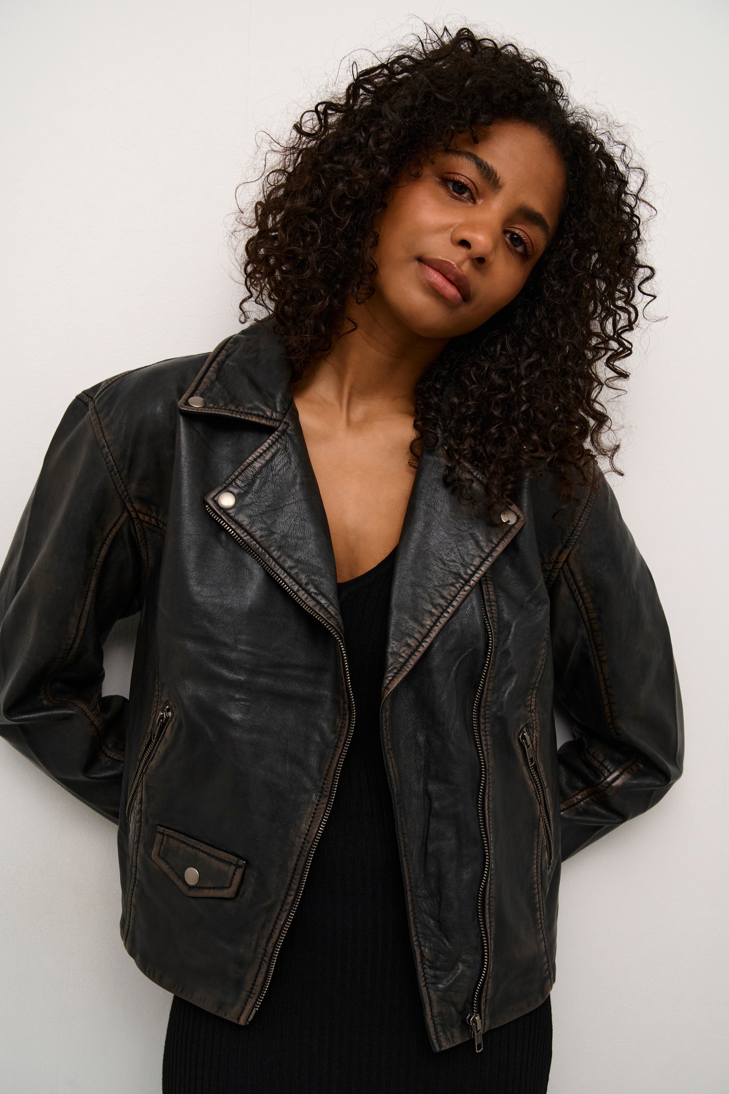 KAjane Leather jacket LOOKBOOK DETAIL 10508826-106102