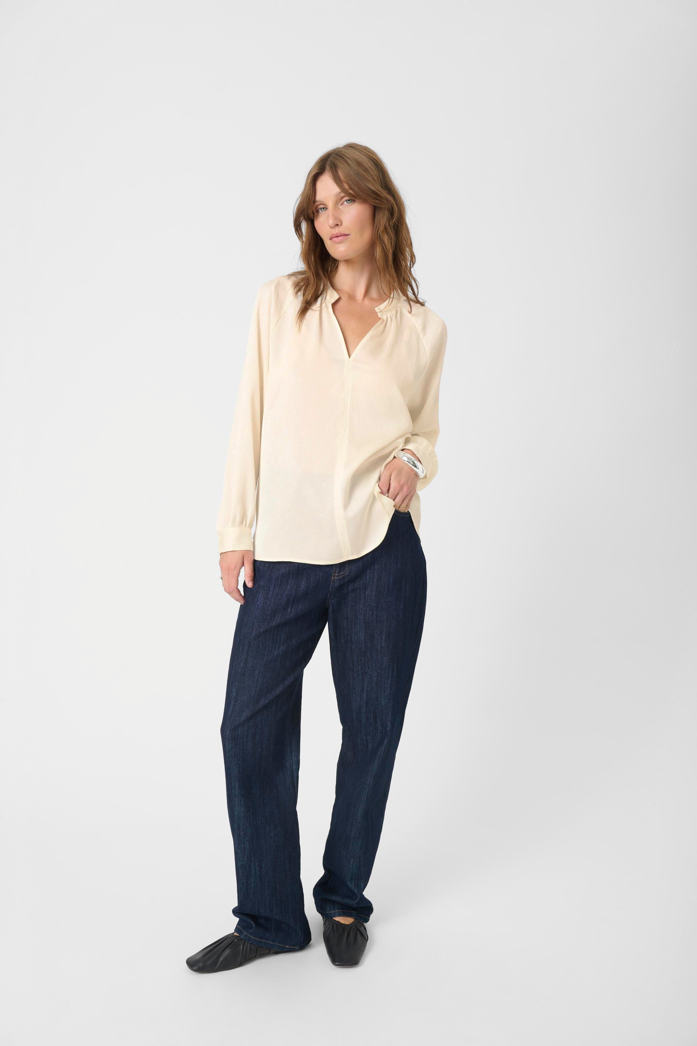 SLIoana Blouse LOOKBOOK FRONT 30407197-110701
