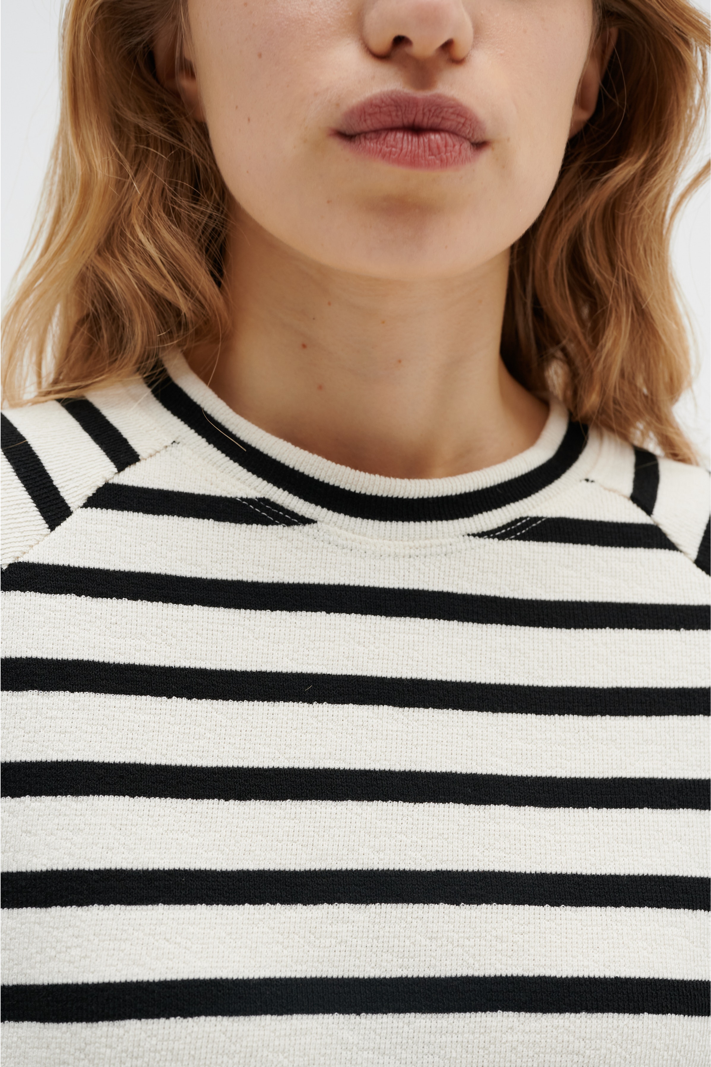 JadeIW T-shirt LOOKBOOK FRONT 30107298-302028