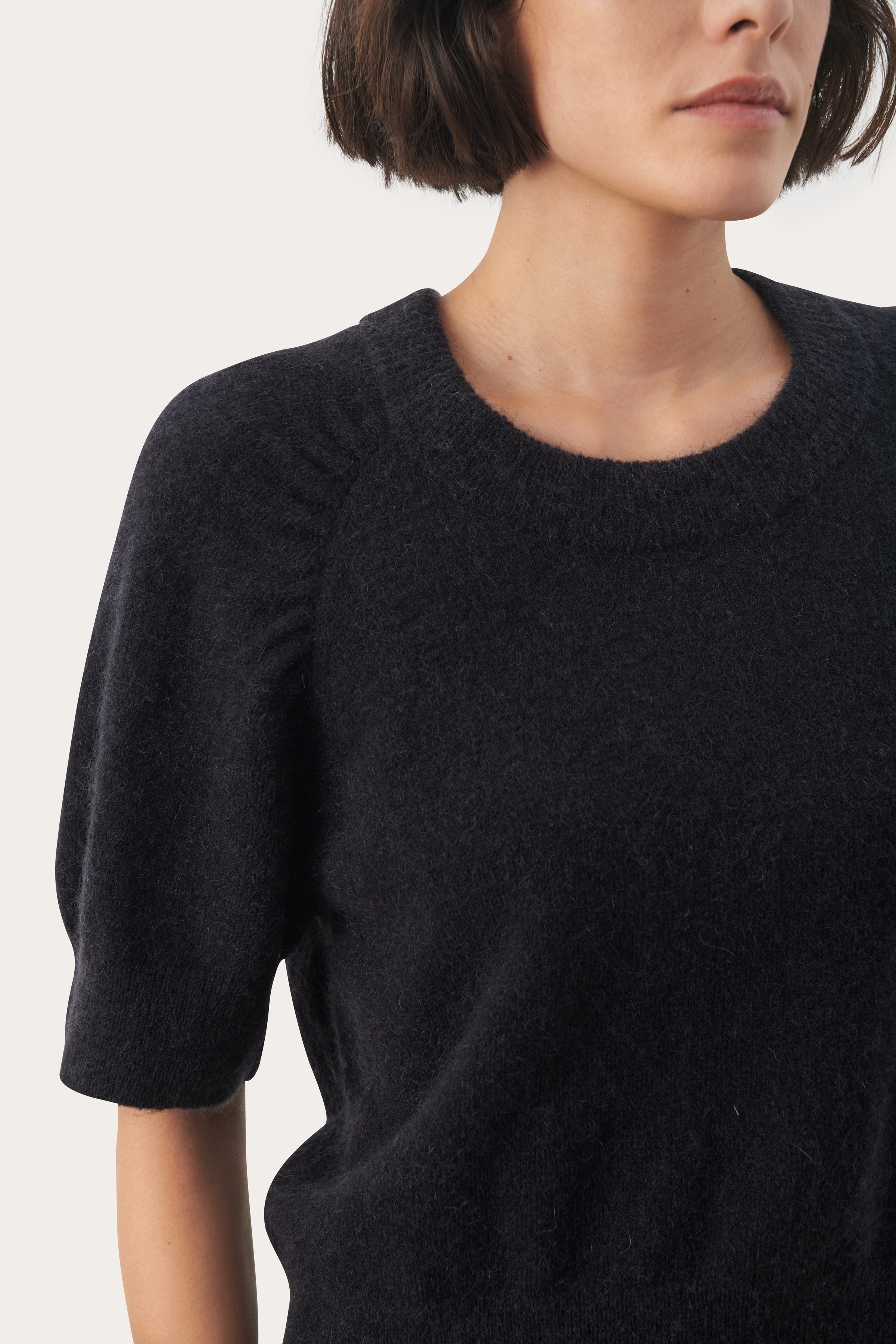 EsperanzaPW Short-sleeved knitted sweater LOOKBOOK DETAIL 30308446-194013