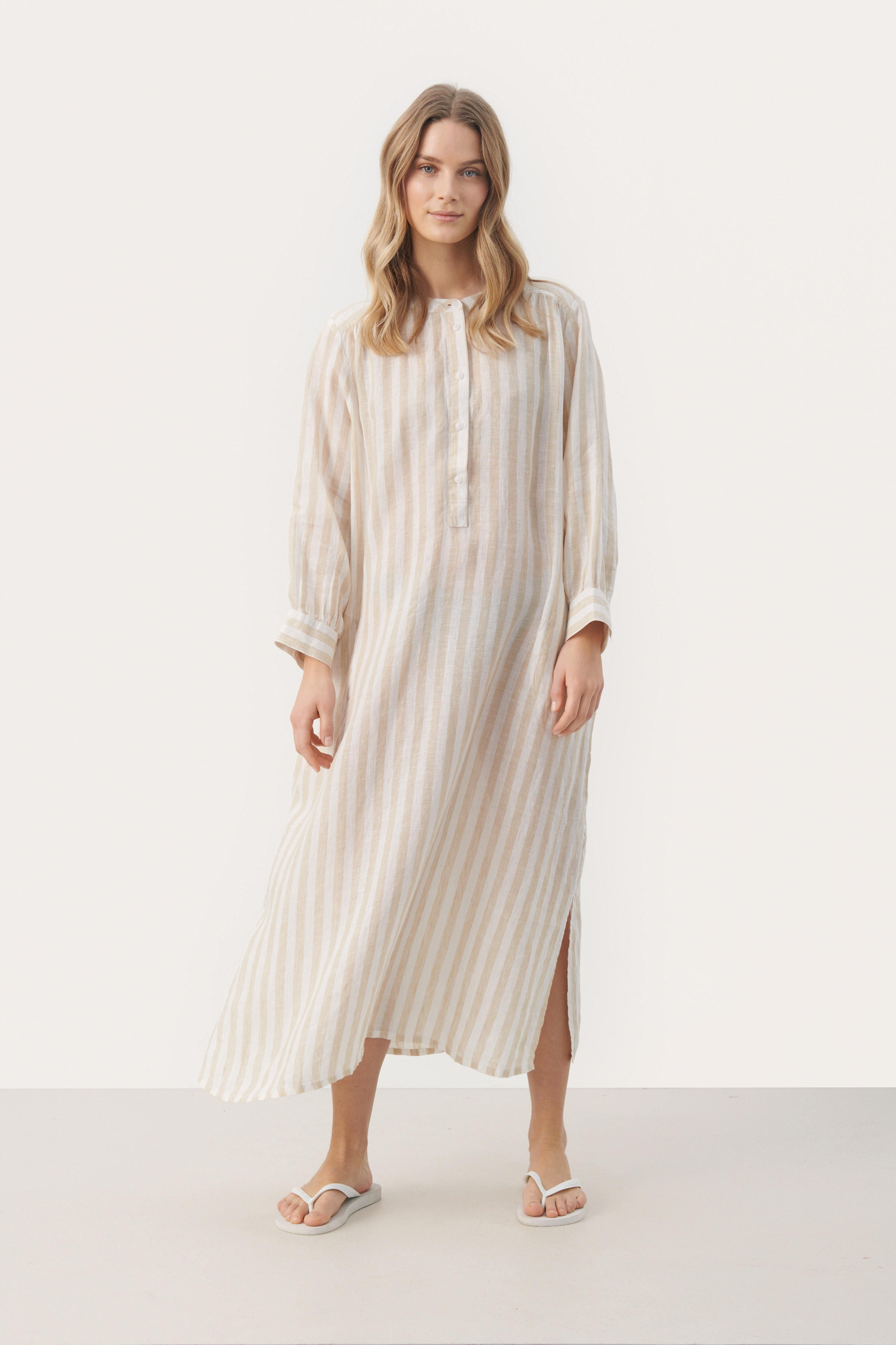 AliaPW Long linen dress LOOKBOOK FRONT 30307657-302910