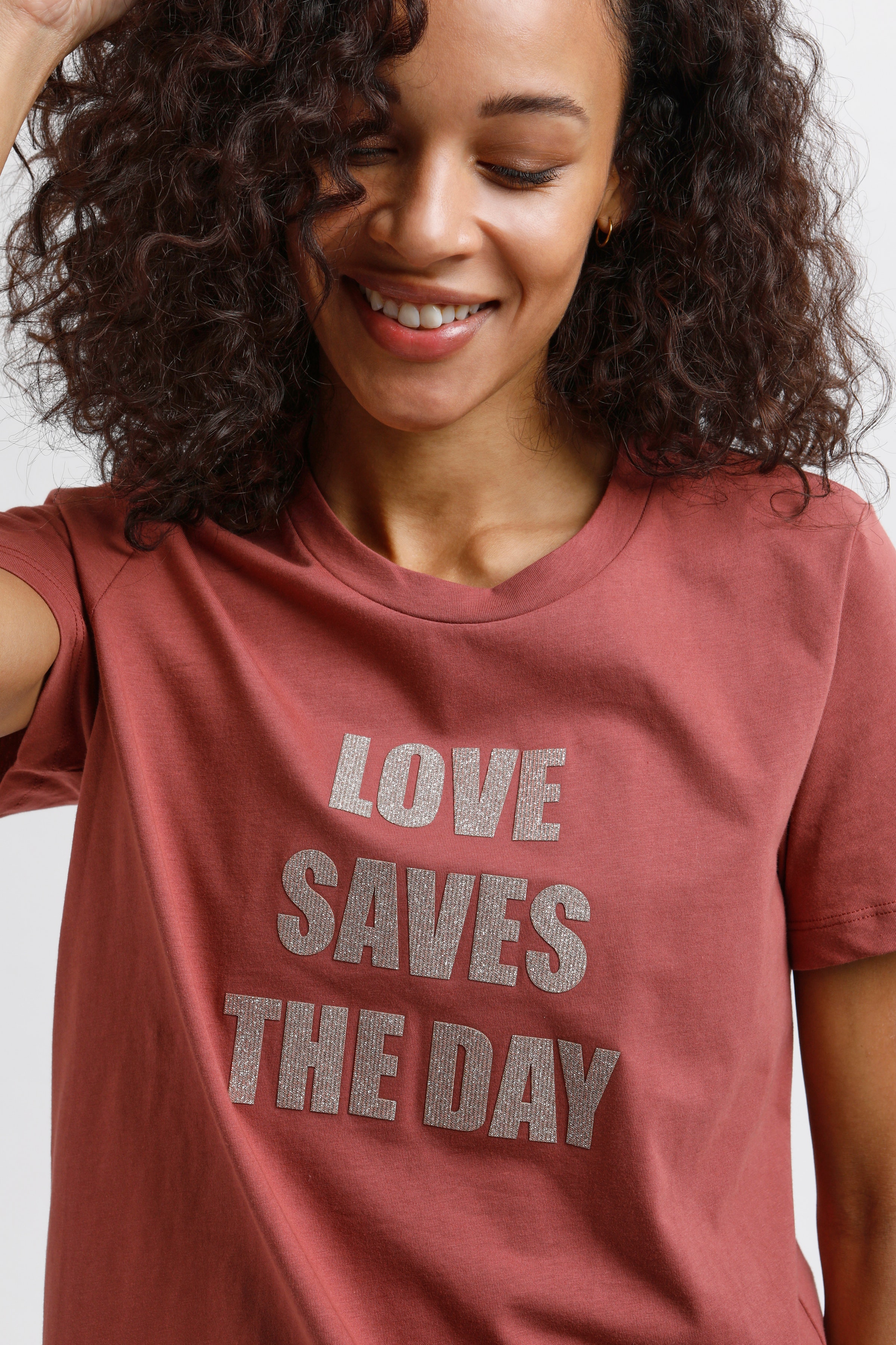 KAmira T-shirt LOOKBOOK DETAIL 10505807-181426