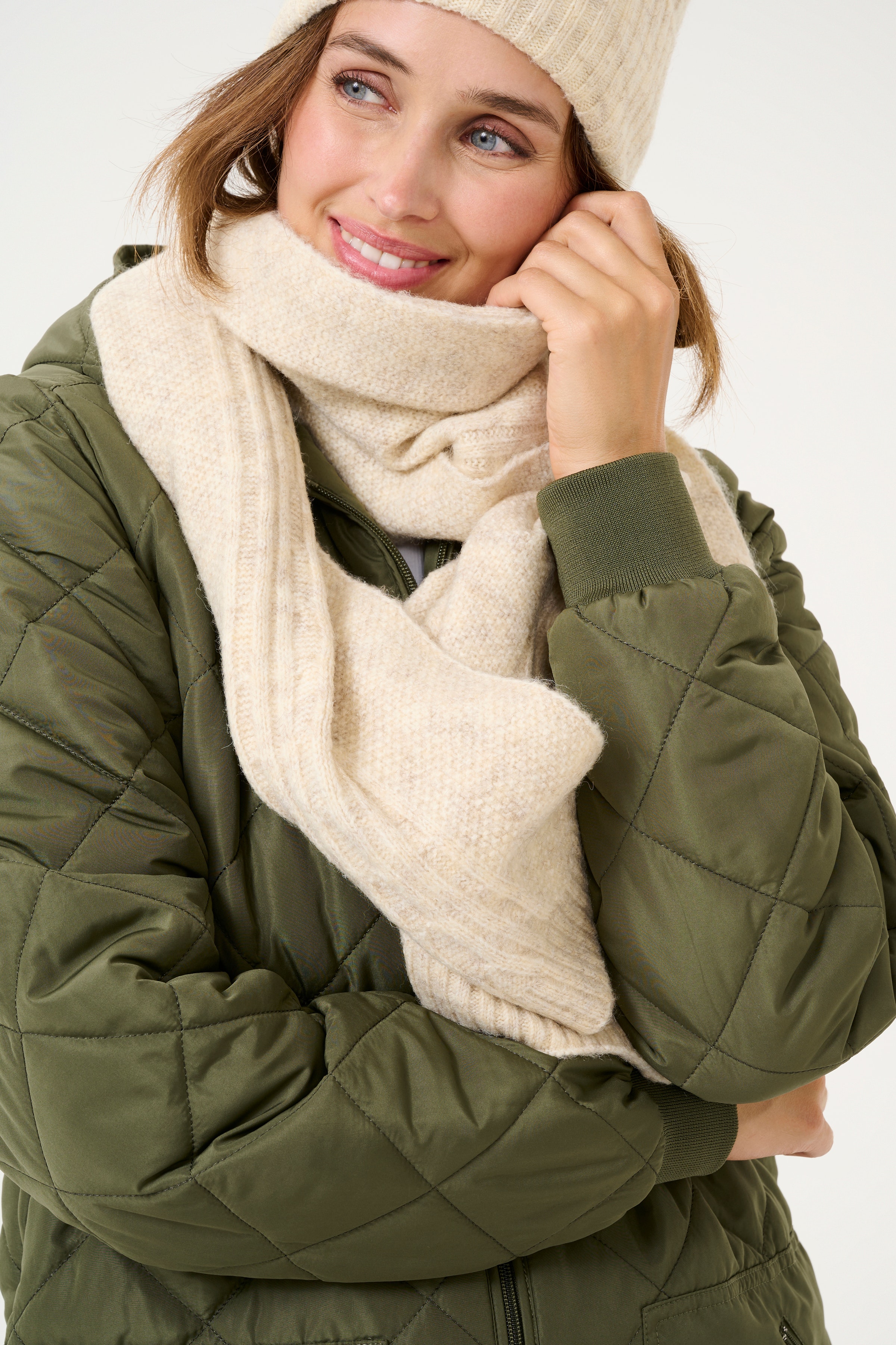 KAgabby Skjerf LOOKBOOK DETAIL 10509842-1513051