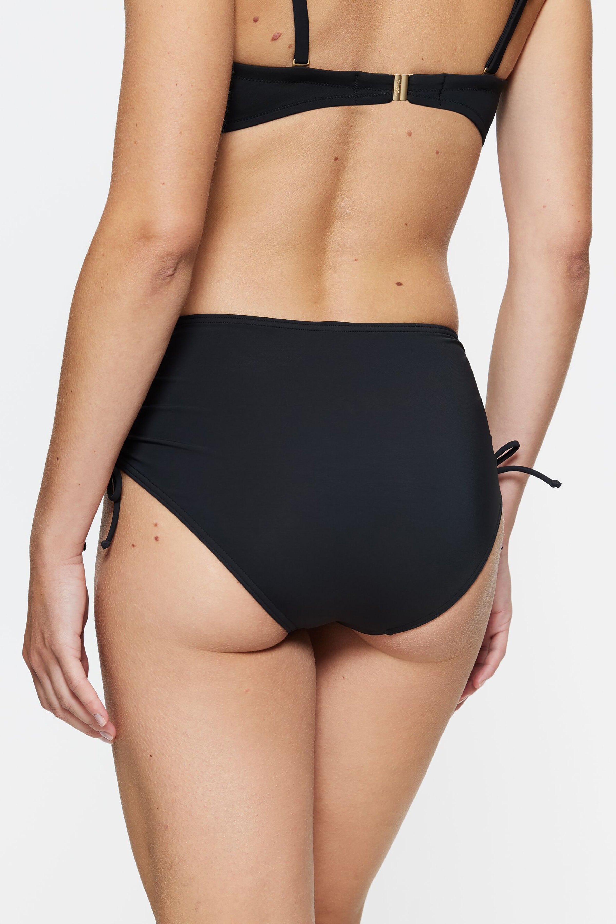 SummerTwist Bikini trusse LOOKBOOK BACK 40500296-T0004