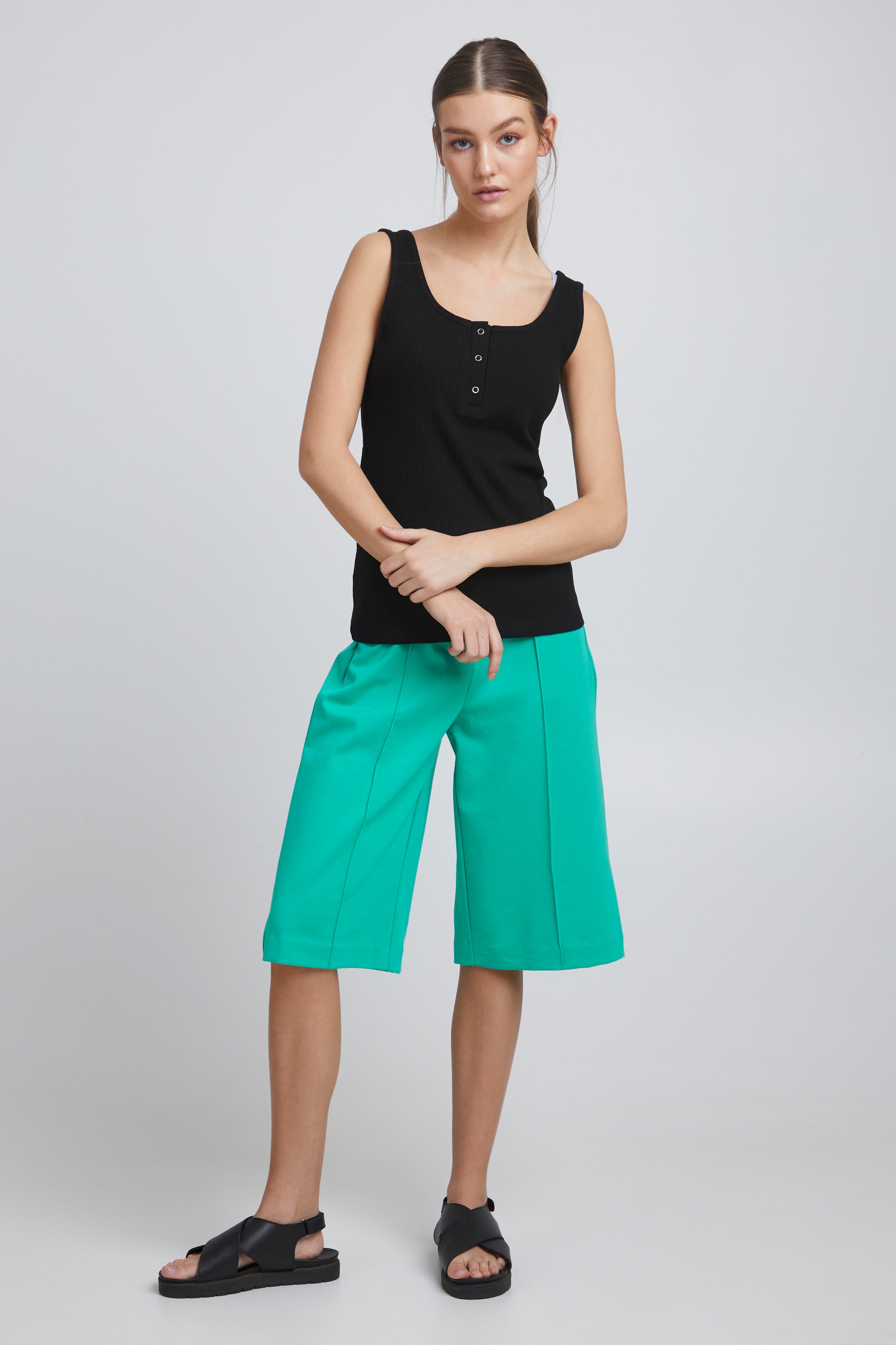 IHSUPER T-shirt LOOKBOOK FRONT 20115938-194008
