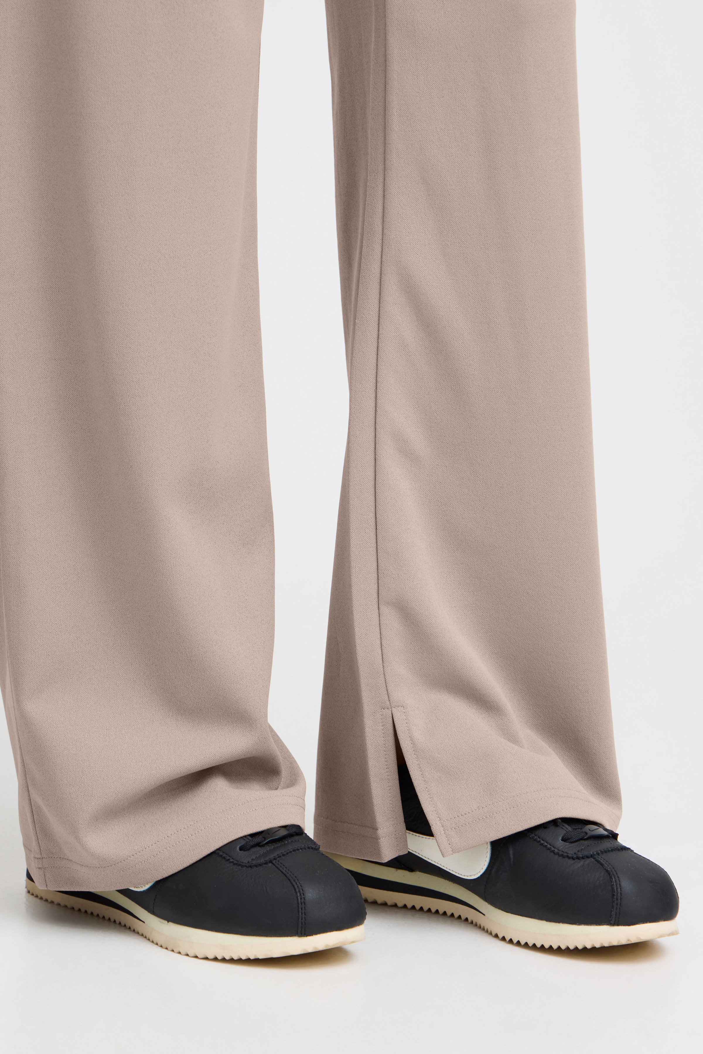 IHKATINE Trousers LOOKBOOK DETAIL 20120068-171212