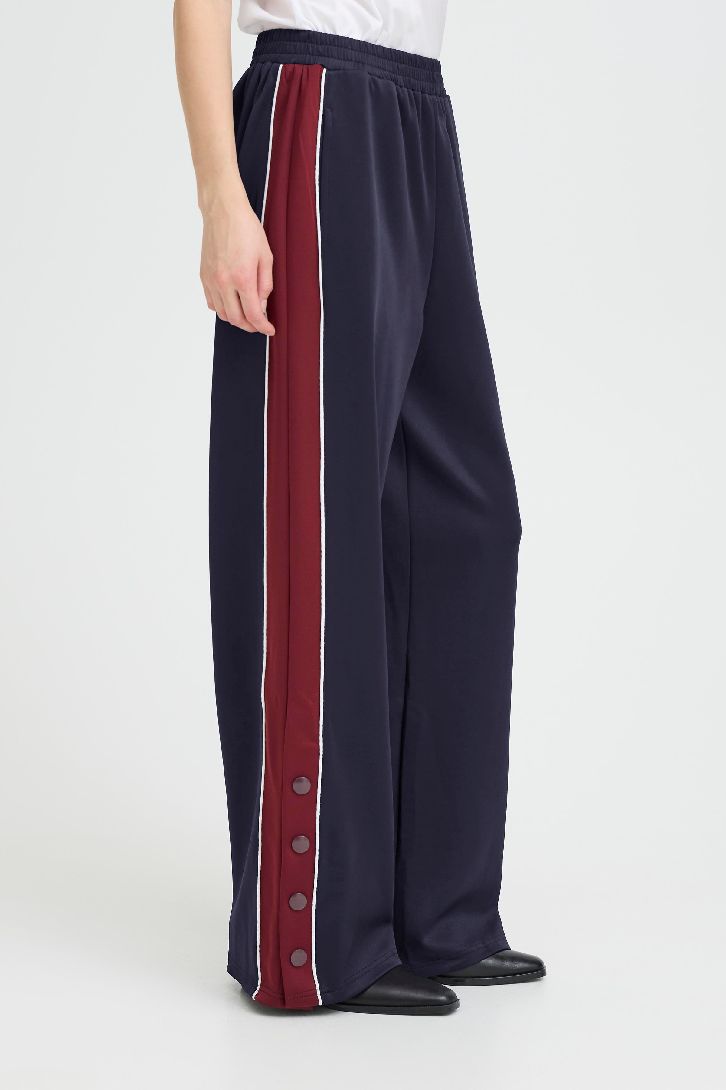 PZVICKY Hose LOOKBOOK FRONT 50209250-194020