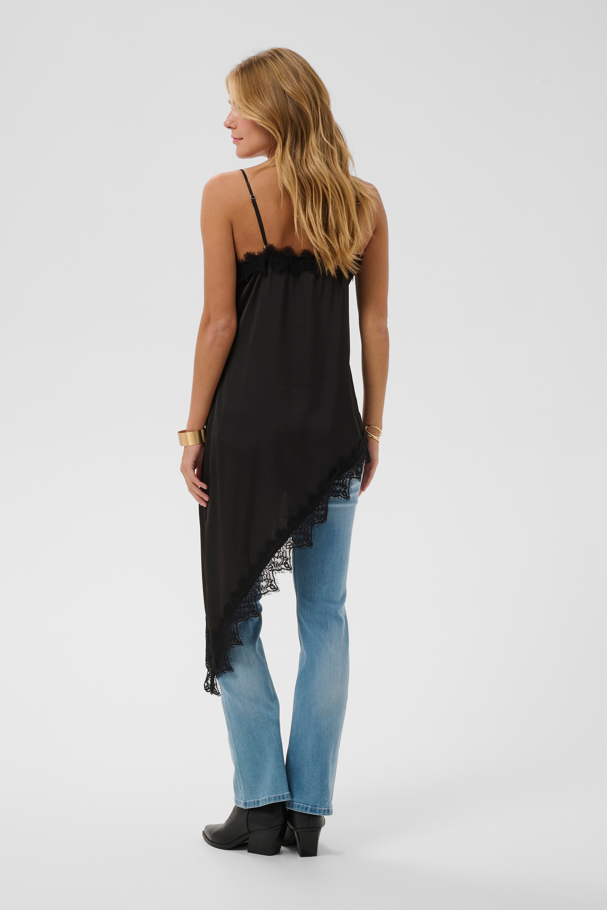 CRGlenna Top LOOKBOOK BACK 10615605-100120