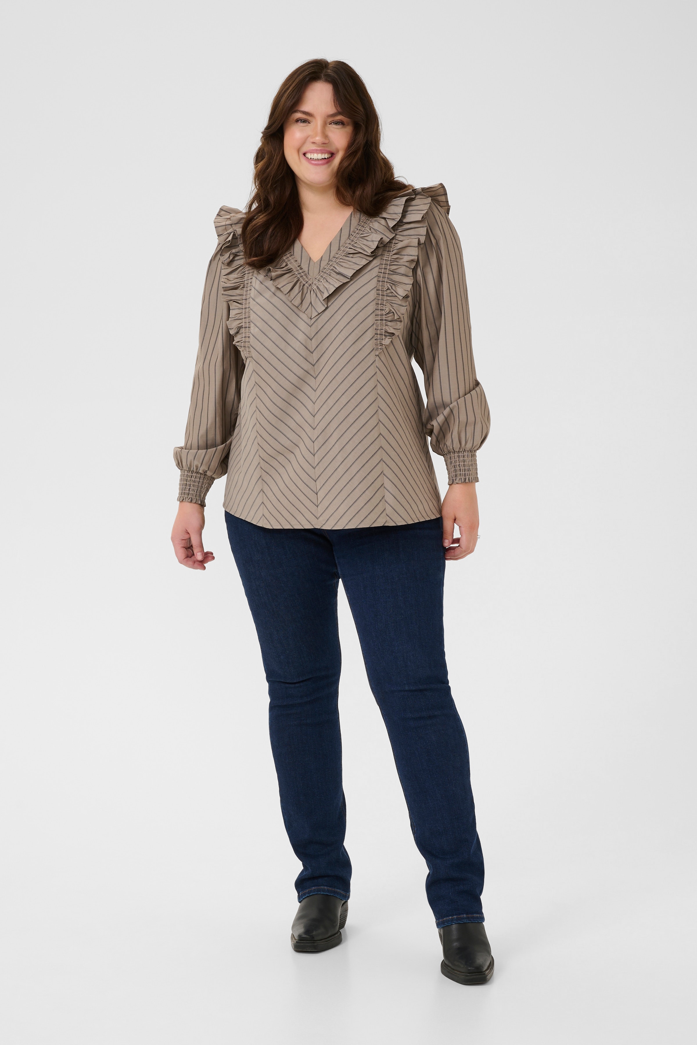 KCjerria Bluse LOOKBOOK FRONT 10582603-108726
