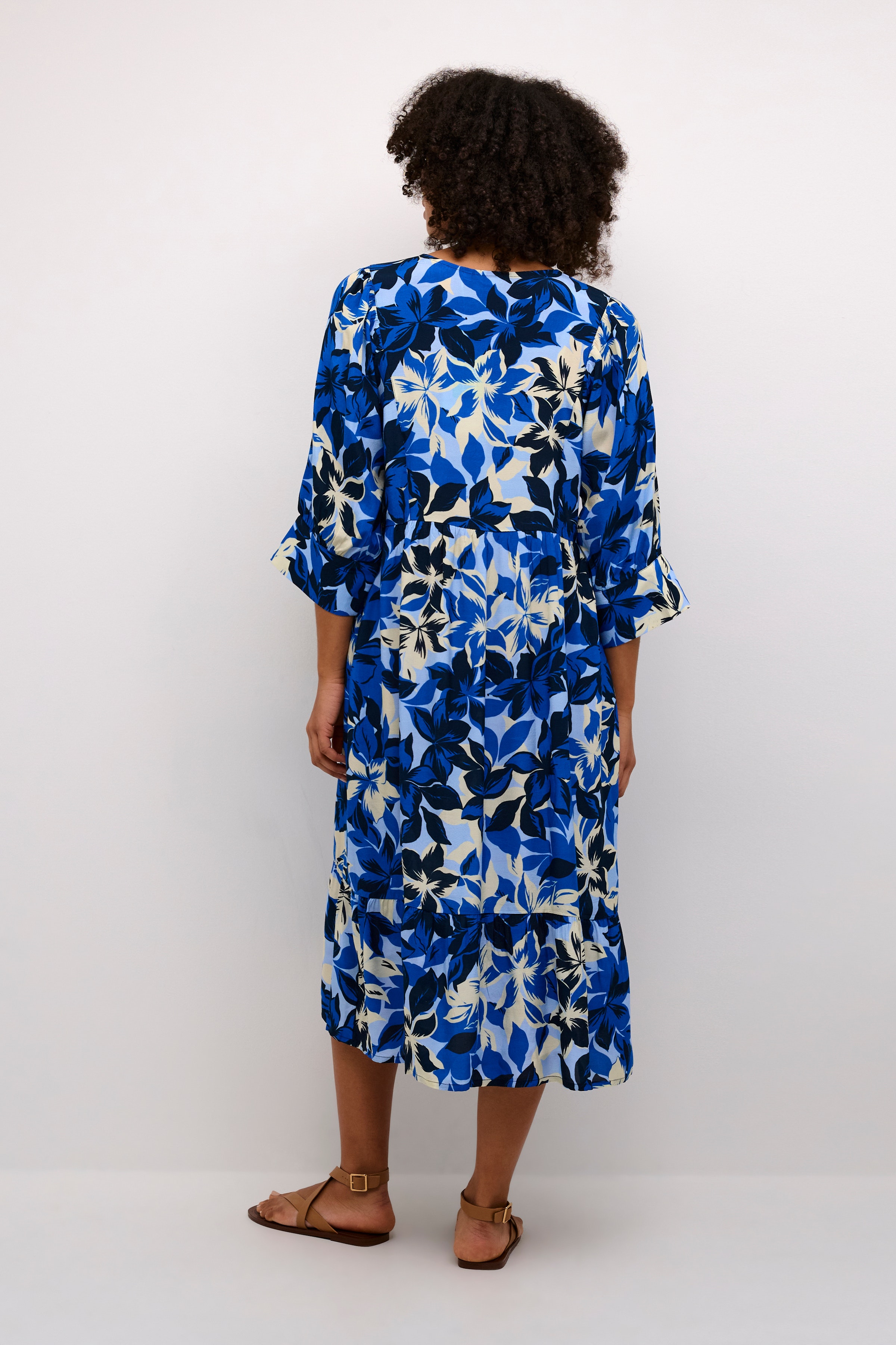 BPhana Kjole LOOKBOOK BACK 10590712-106114B