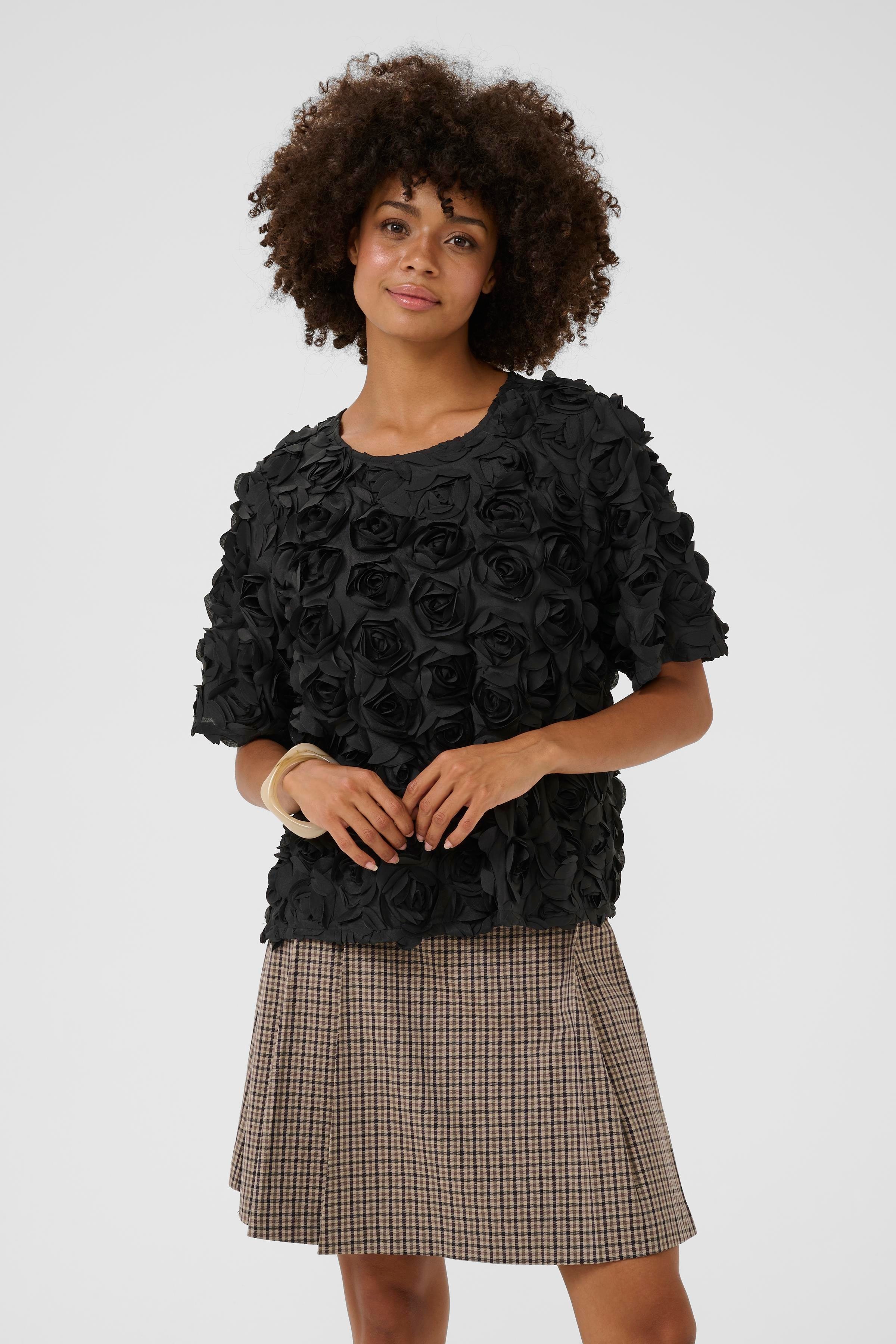 CUcebrine Blouse met bloemen LOOKBOOK FRONT 50112316-500012