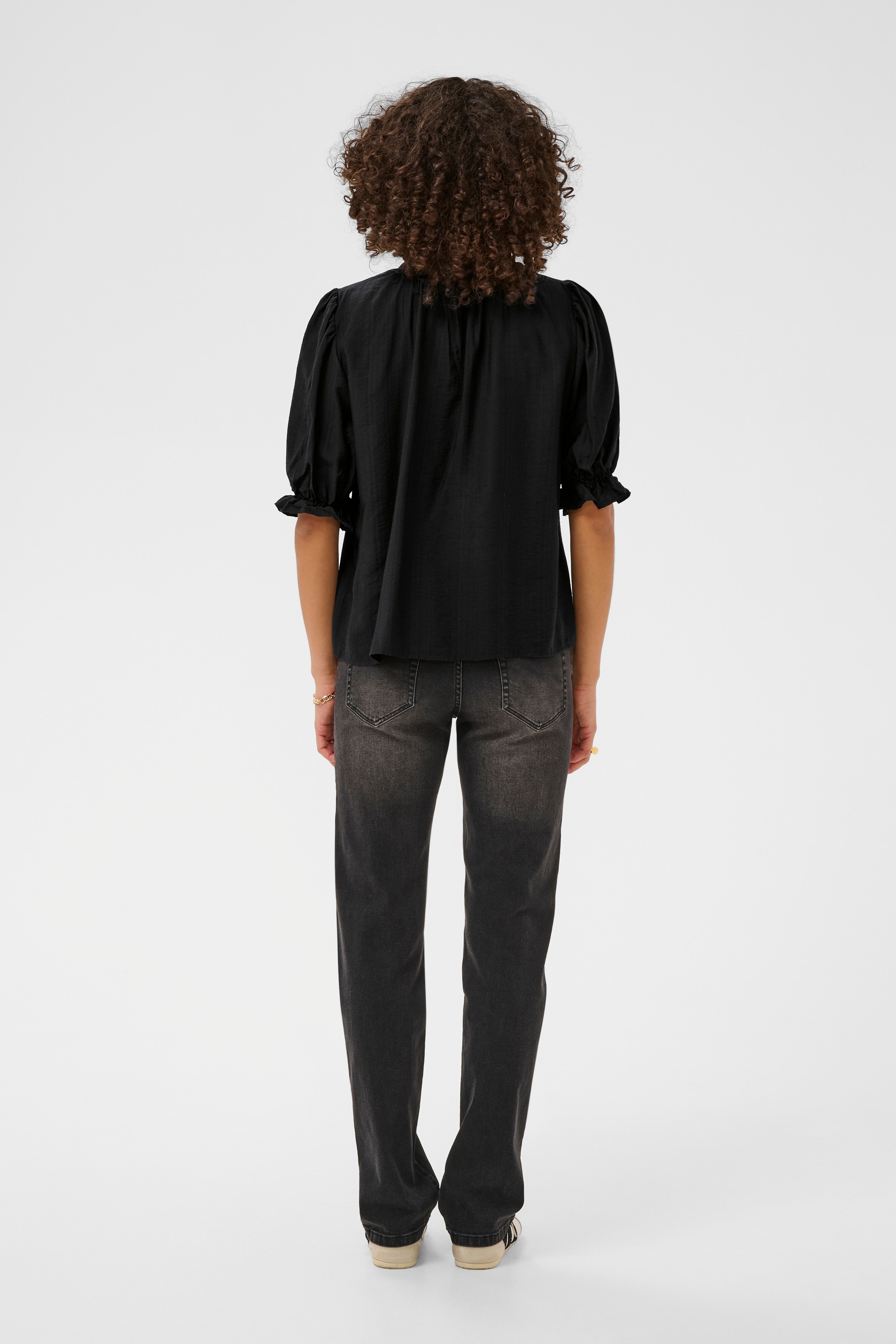 KAlufia Blouse LOOKBOOK BACK 10511214-100121