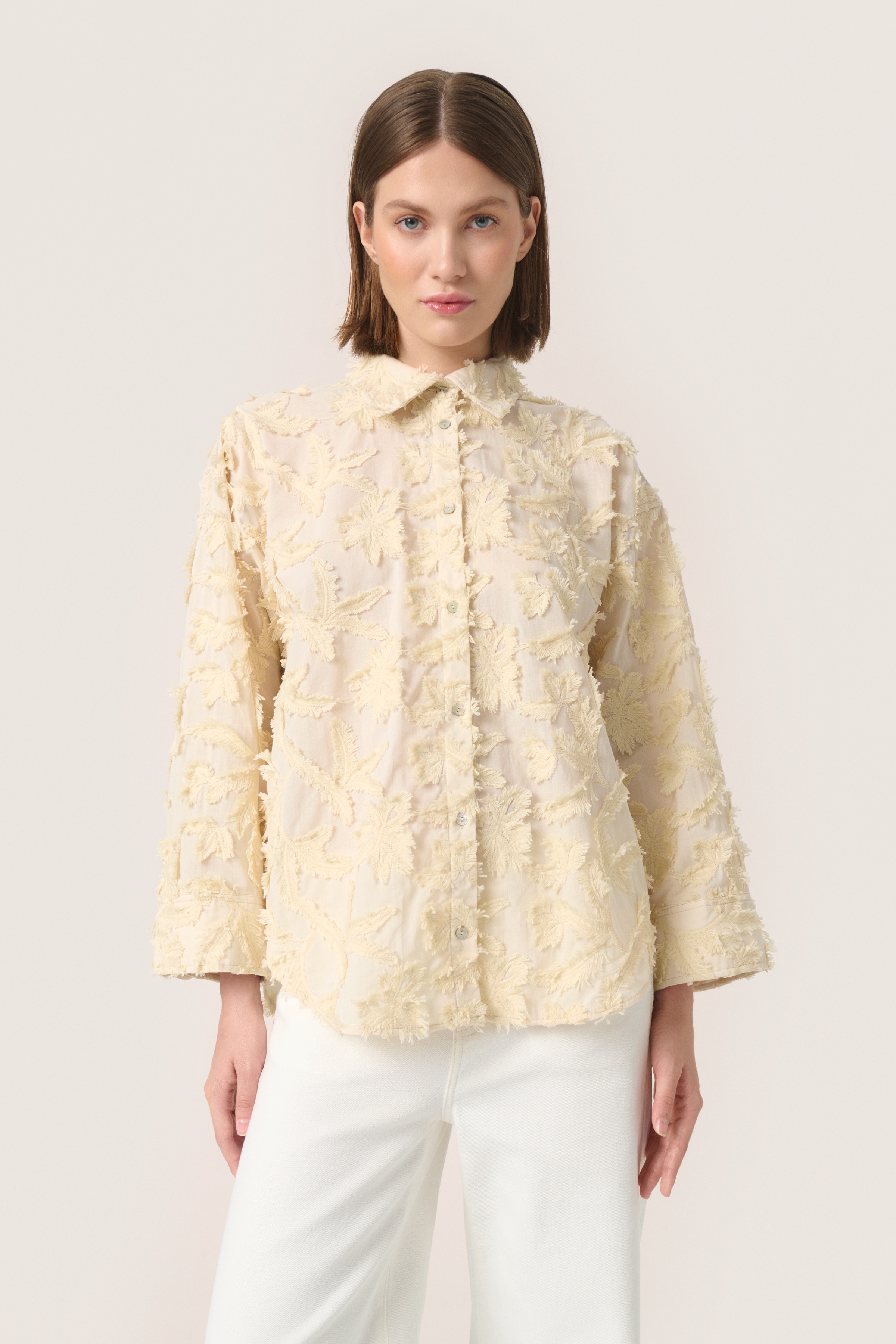 SLLucia Shirt LOOKBOOK FRONT 30407605-110701