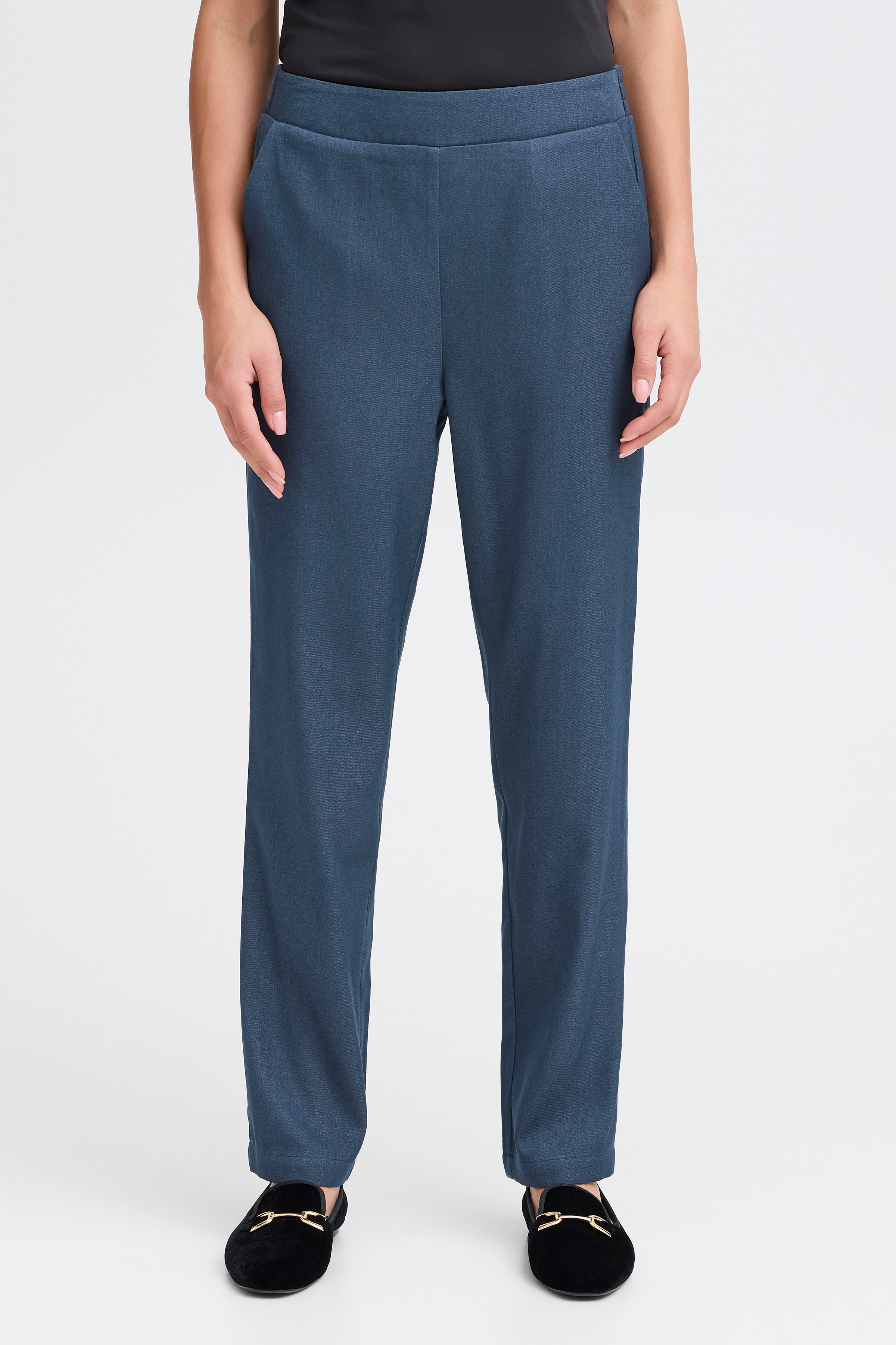 FRPAMILA Hose LOOKBOOK FRONT 20613802-200988