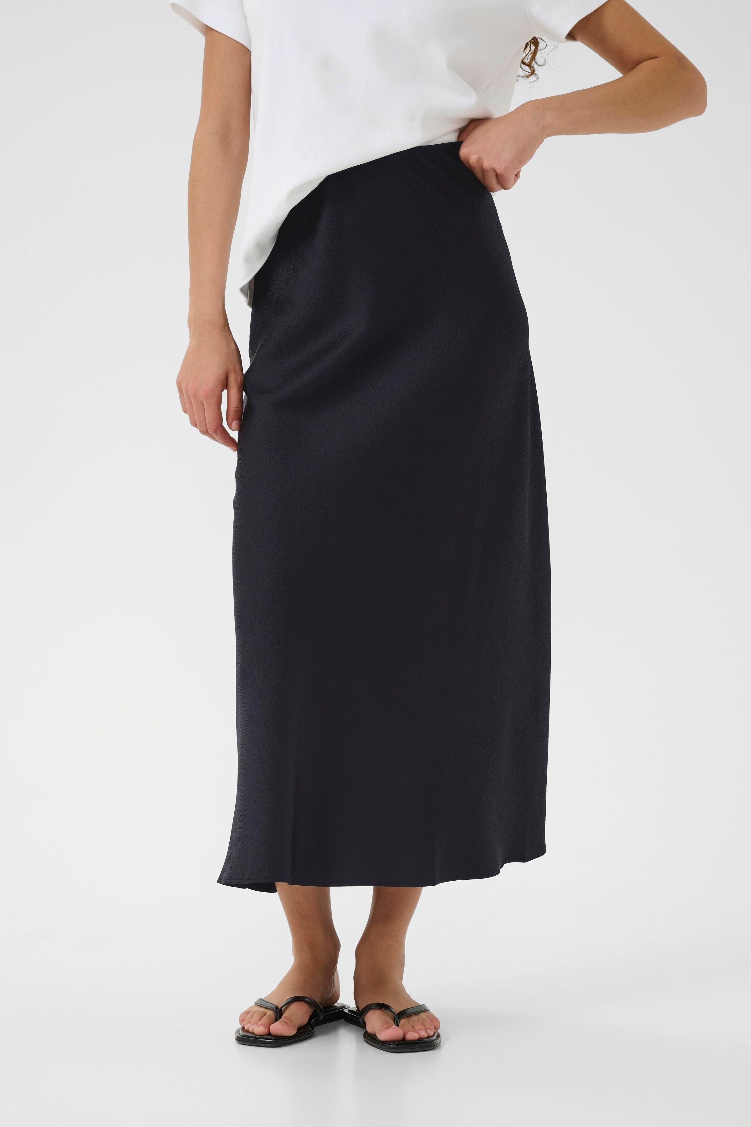 SendraIW Skirt LOOKBOOK FRONT 30110642-194008