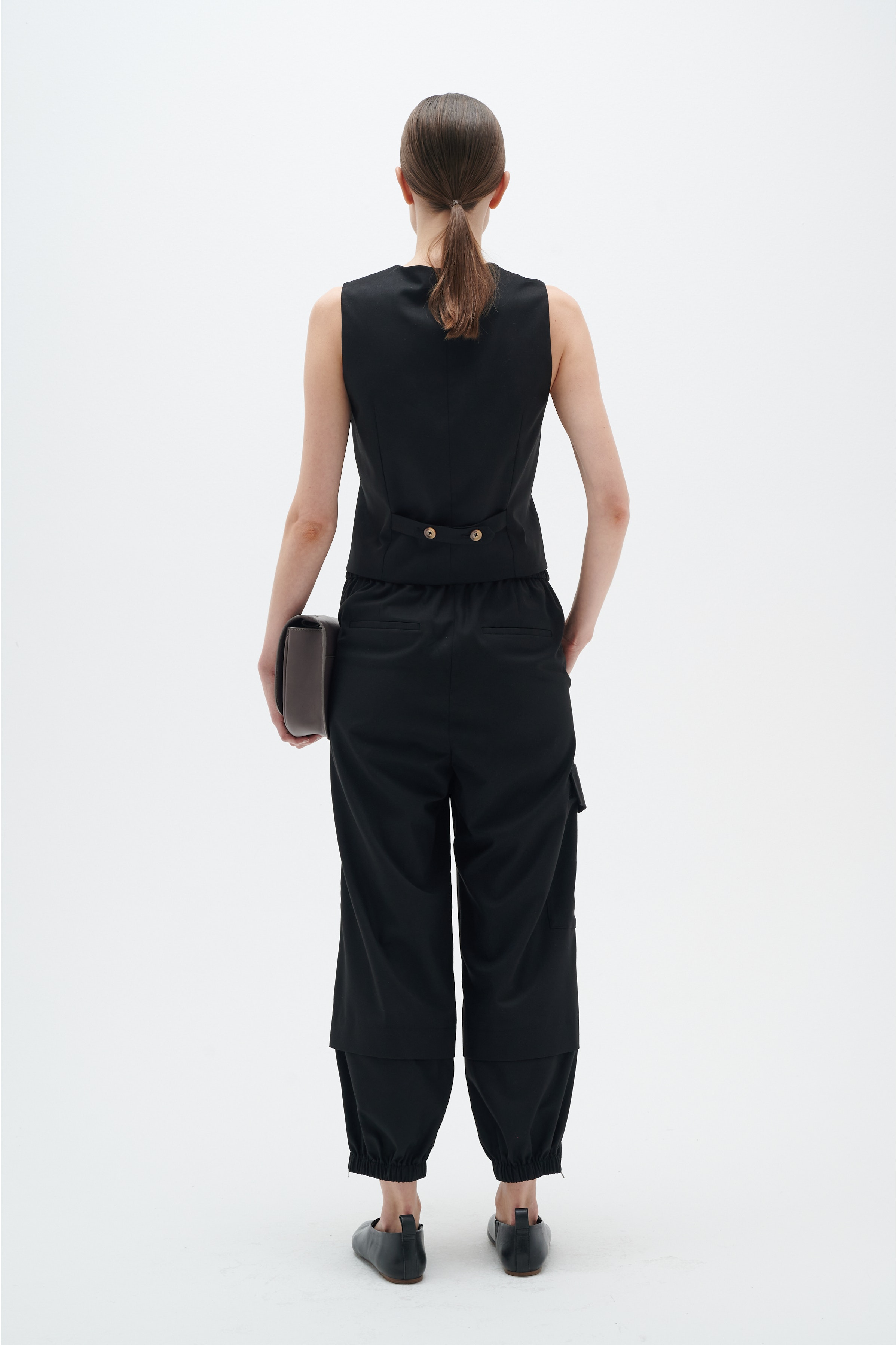 WaiIW Hose LOOKBOOK FRONT 30108706-194008