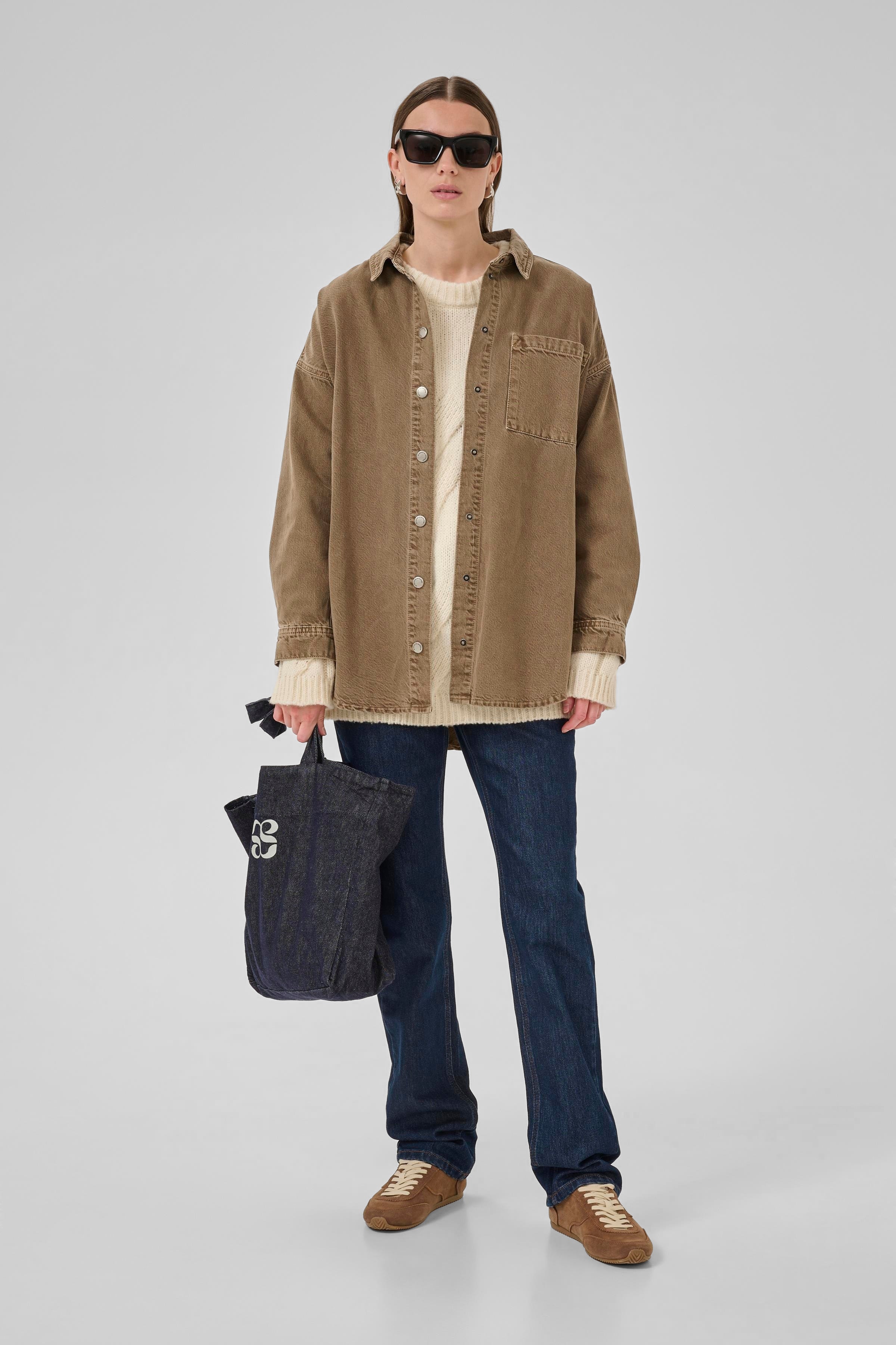 MWLulu Shirt LOCATION NONE 10705393-108483