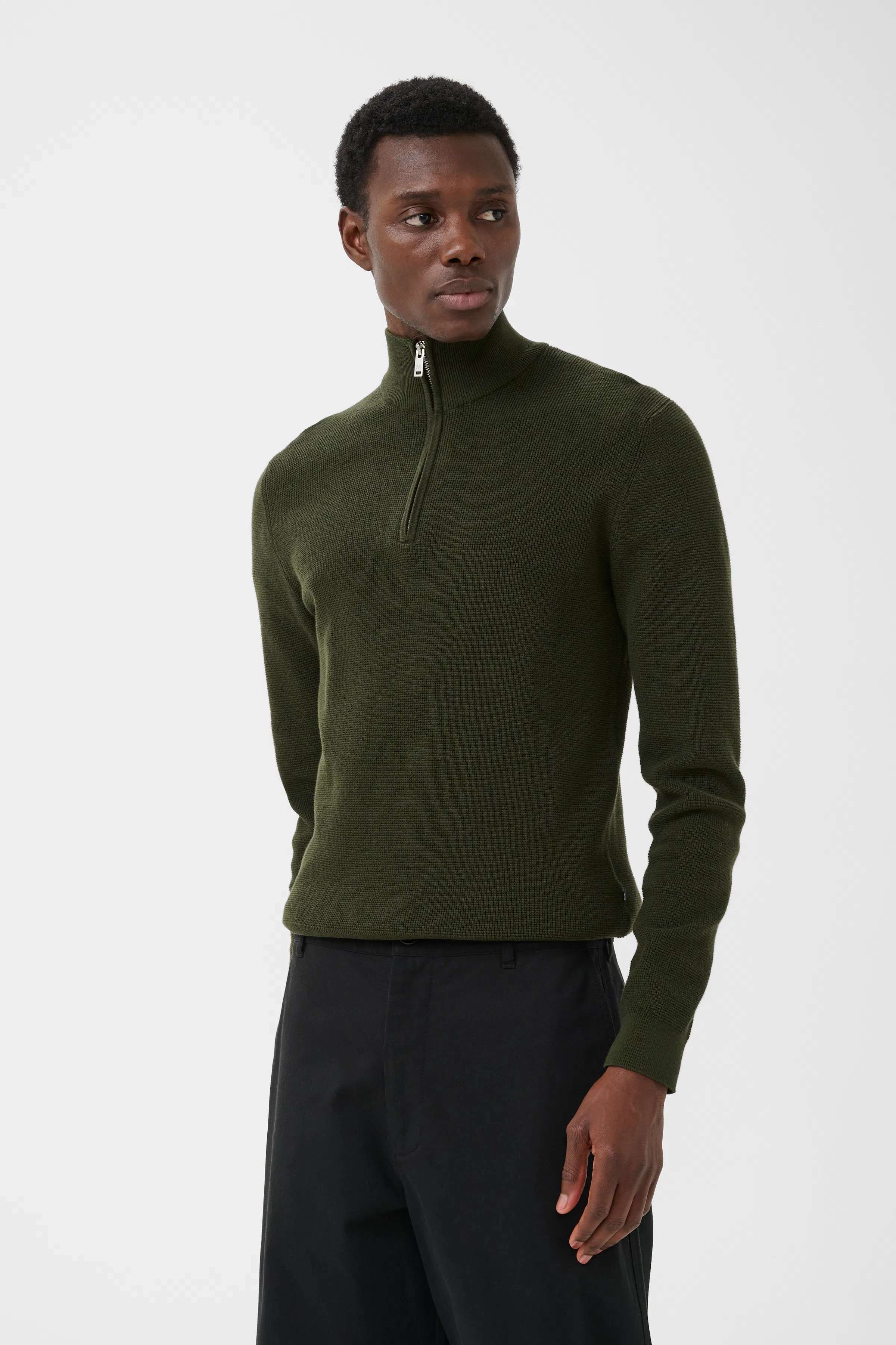 MAlagoon Half-Zip Pullover PACK FRONT 30207192-190509