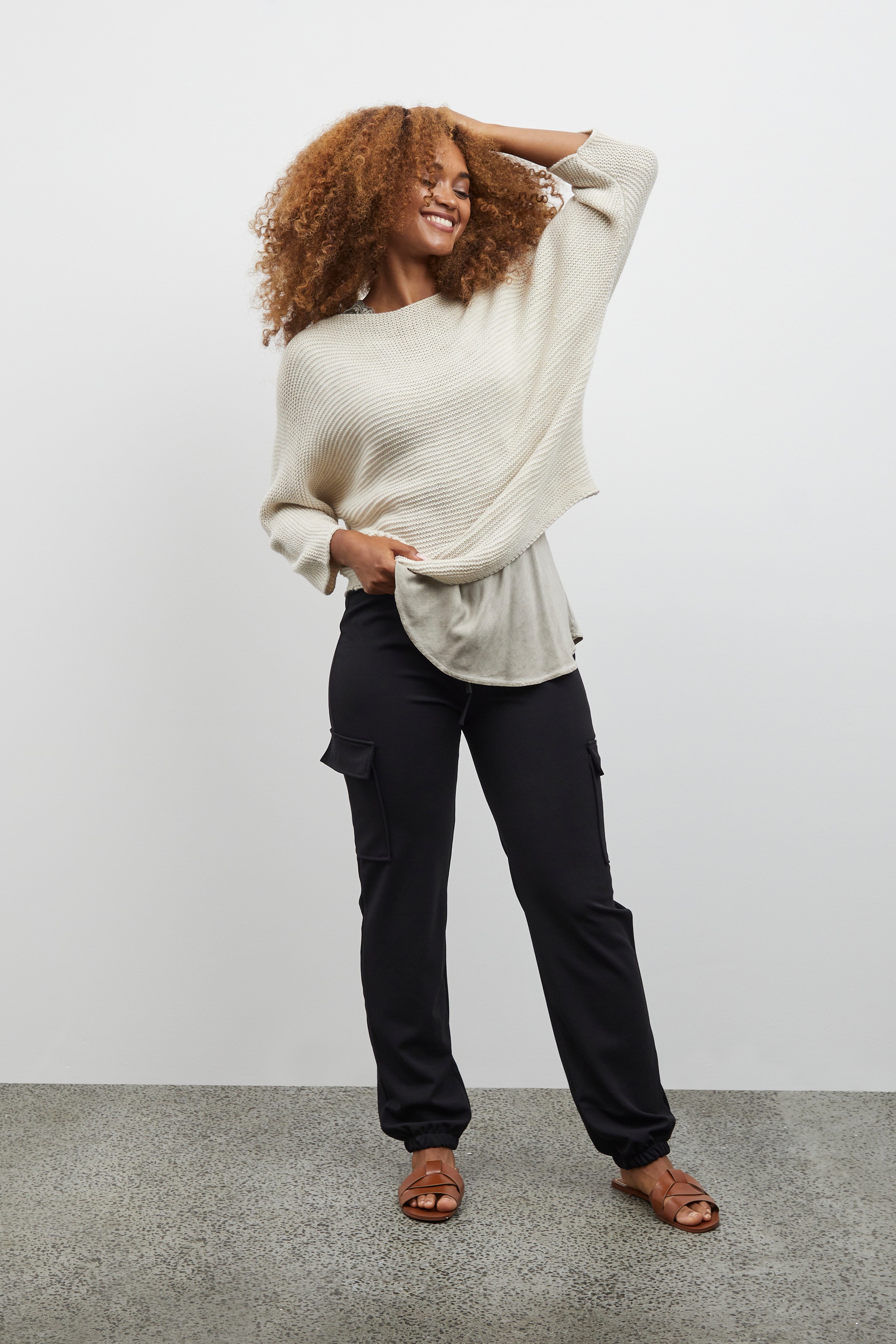 SBSANDY Pullover LOOKBOOK FRONT 22100261-130907