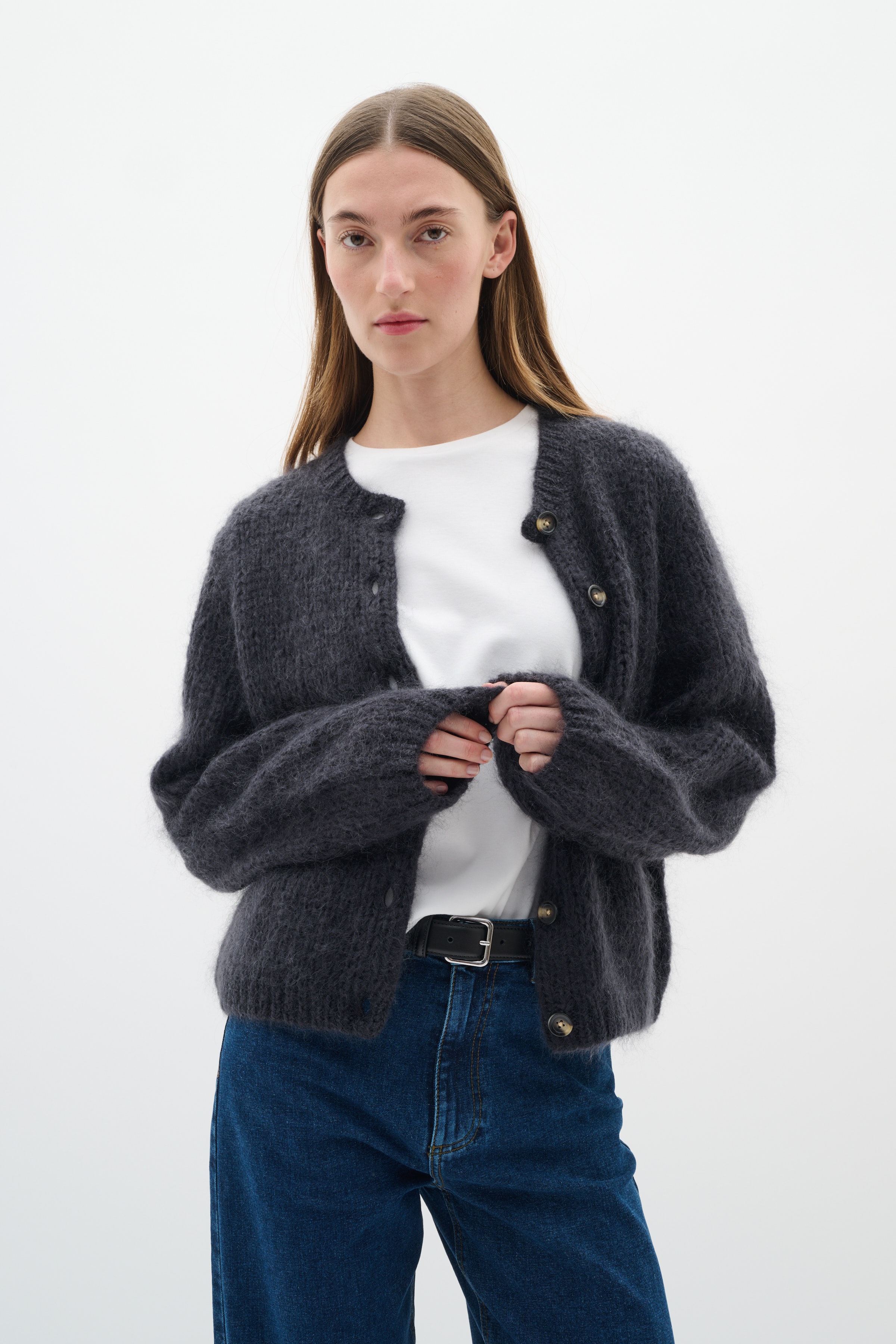 JetraIW Mohair Cardigan LOOKBOOK FRONT 30109620-300596