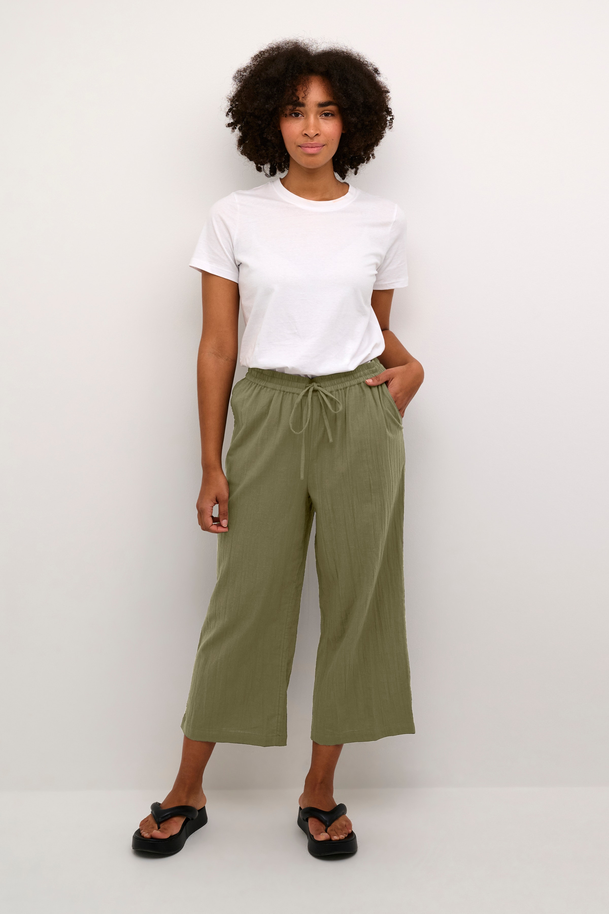 KAemily Bukser LOOKBOOK FRONT 10508876-190511