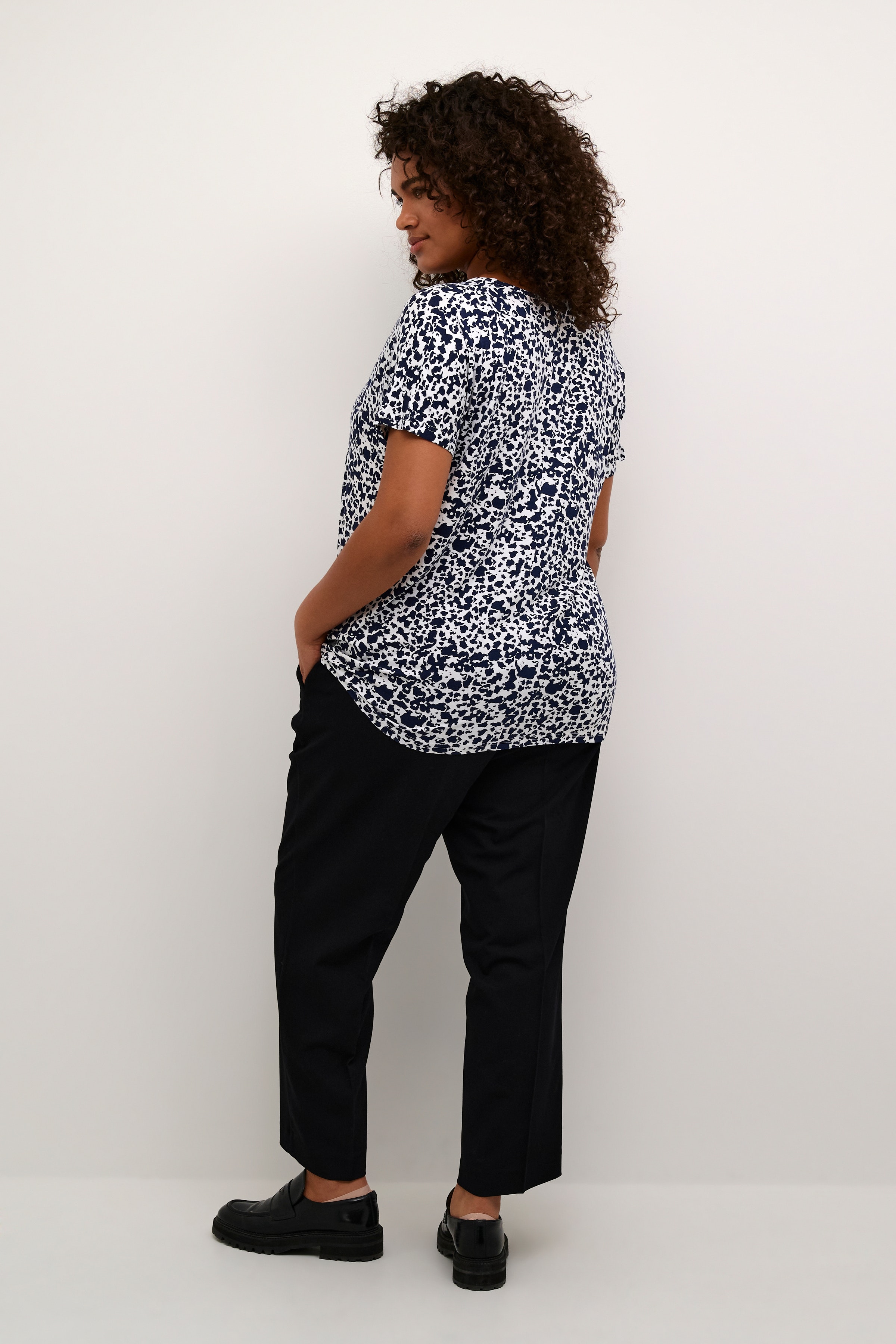 KCcharlotta Bluse LOOKBOOK BACK 10582693-106062