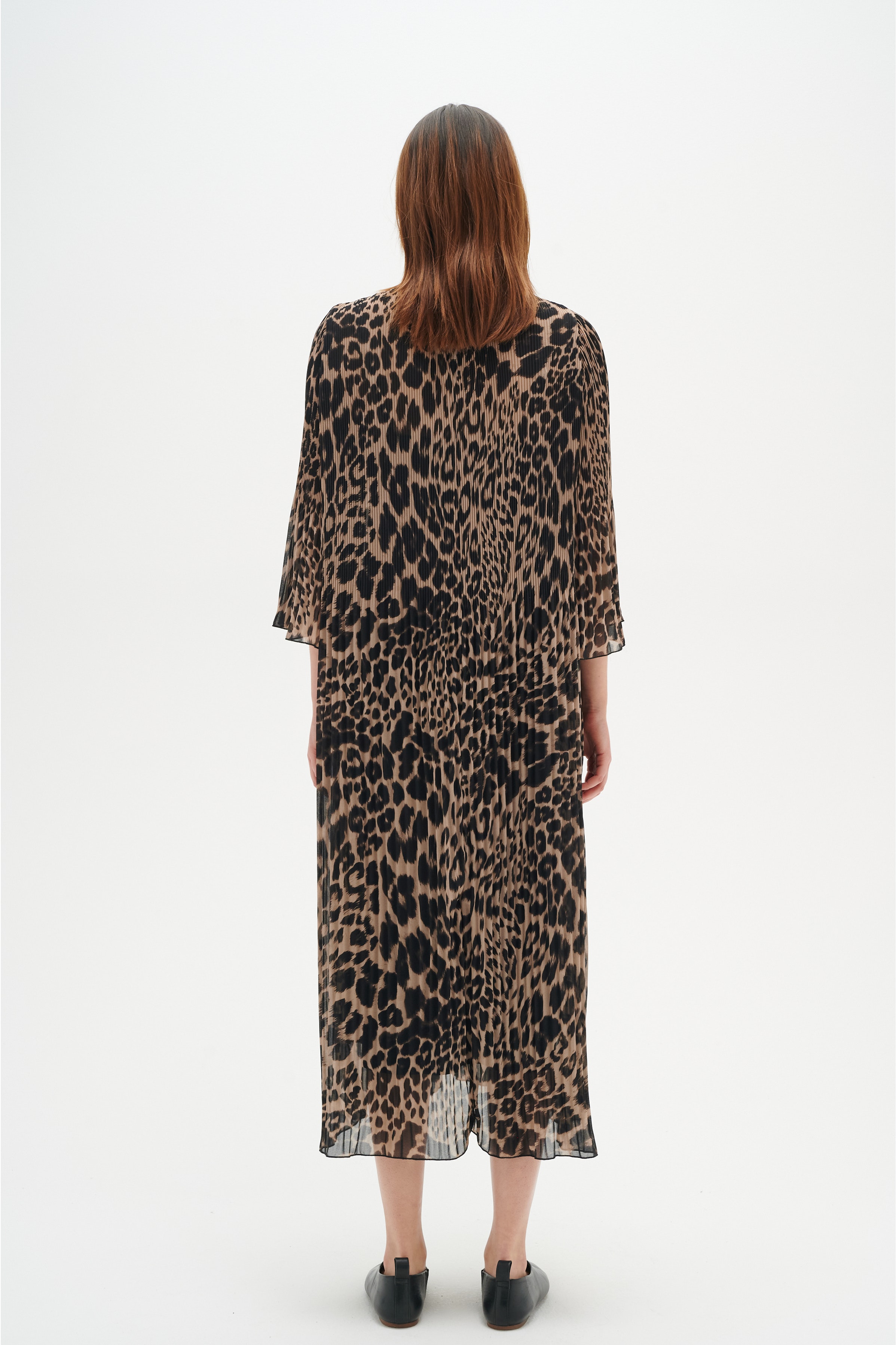 NesdraIW leopard print Kleid LOOKBOOK BACK 30108691-302348