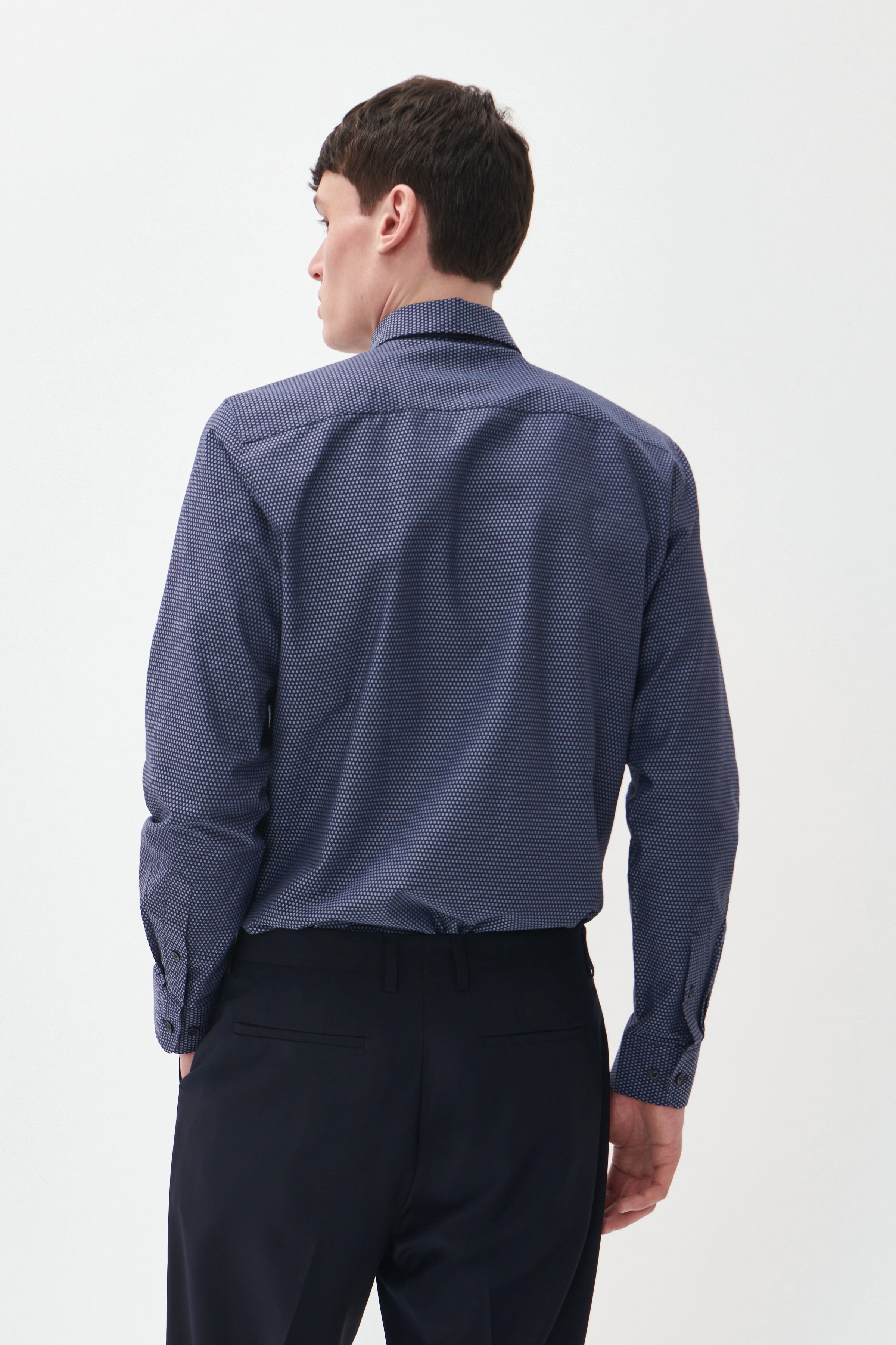 MAtrostol Shirt LOOKBOOK BACK 30207539-194011