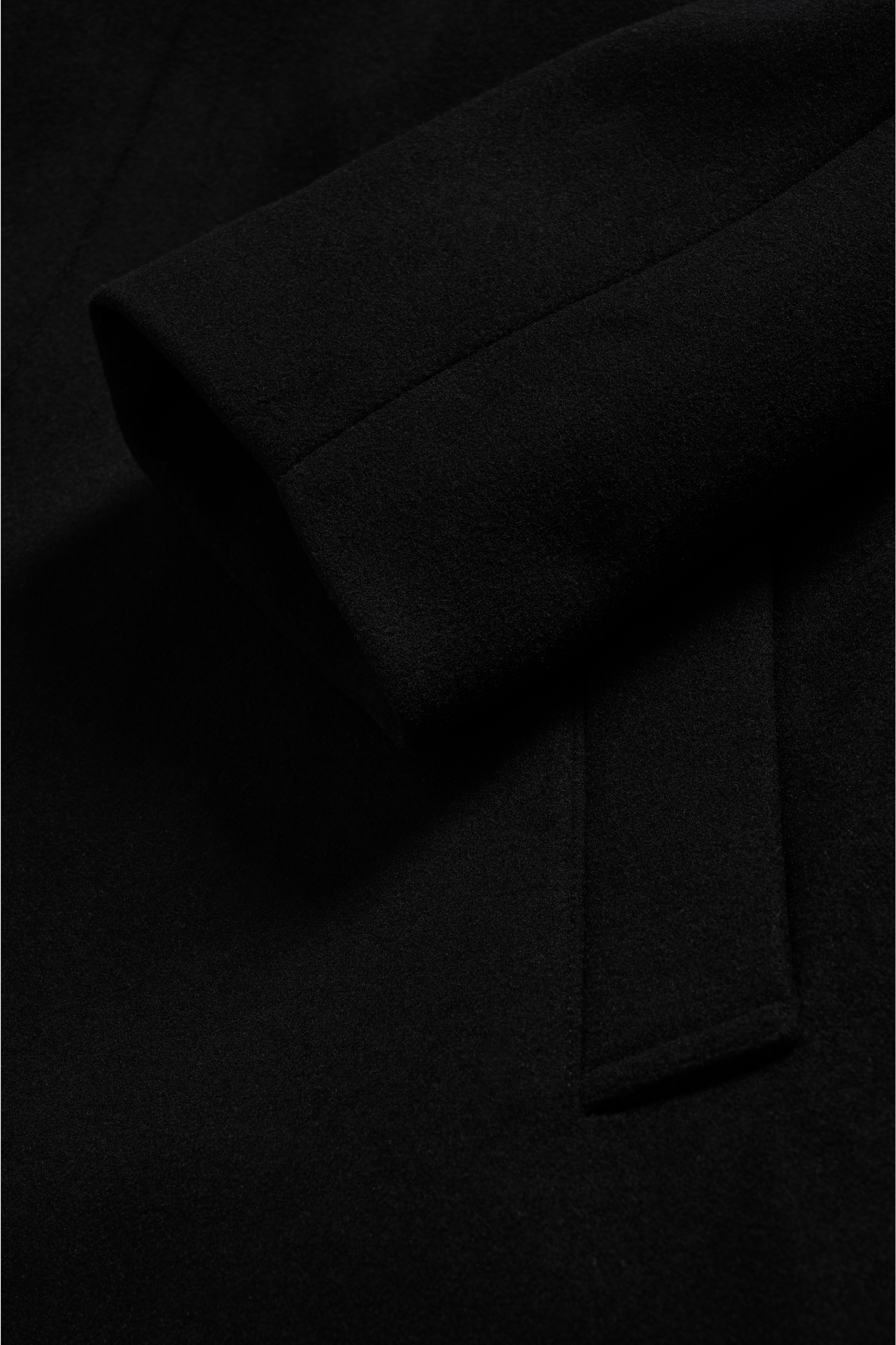 MAelijah M73 Mantel PACK DETAIL 30208861-300275