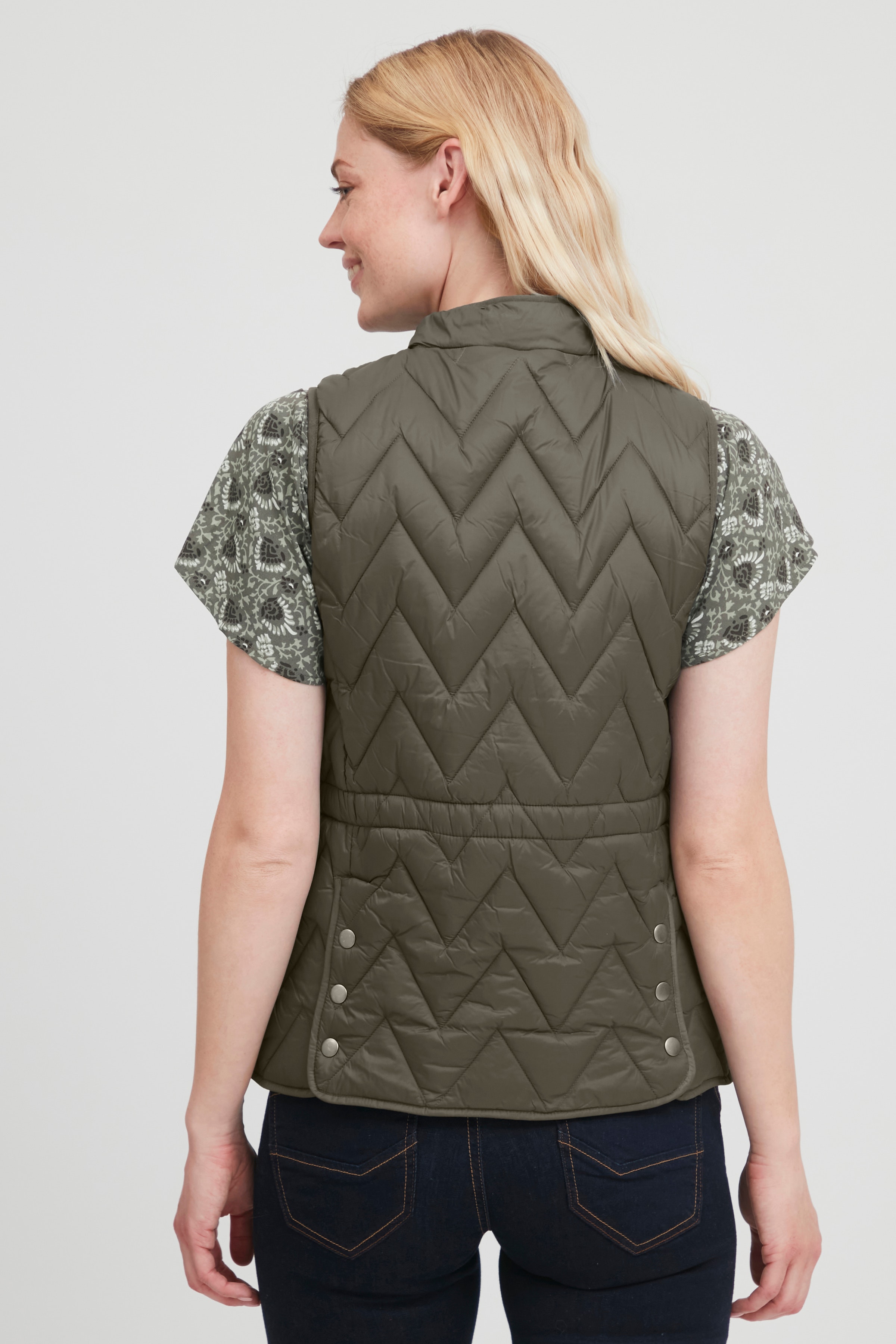 FRBAPADDING Väst ytterplagg LOOKBOOK BACK 20609338-190506