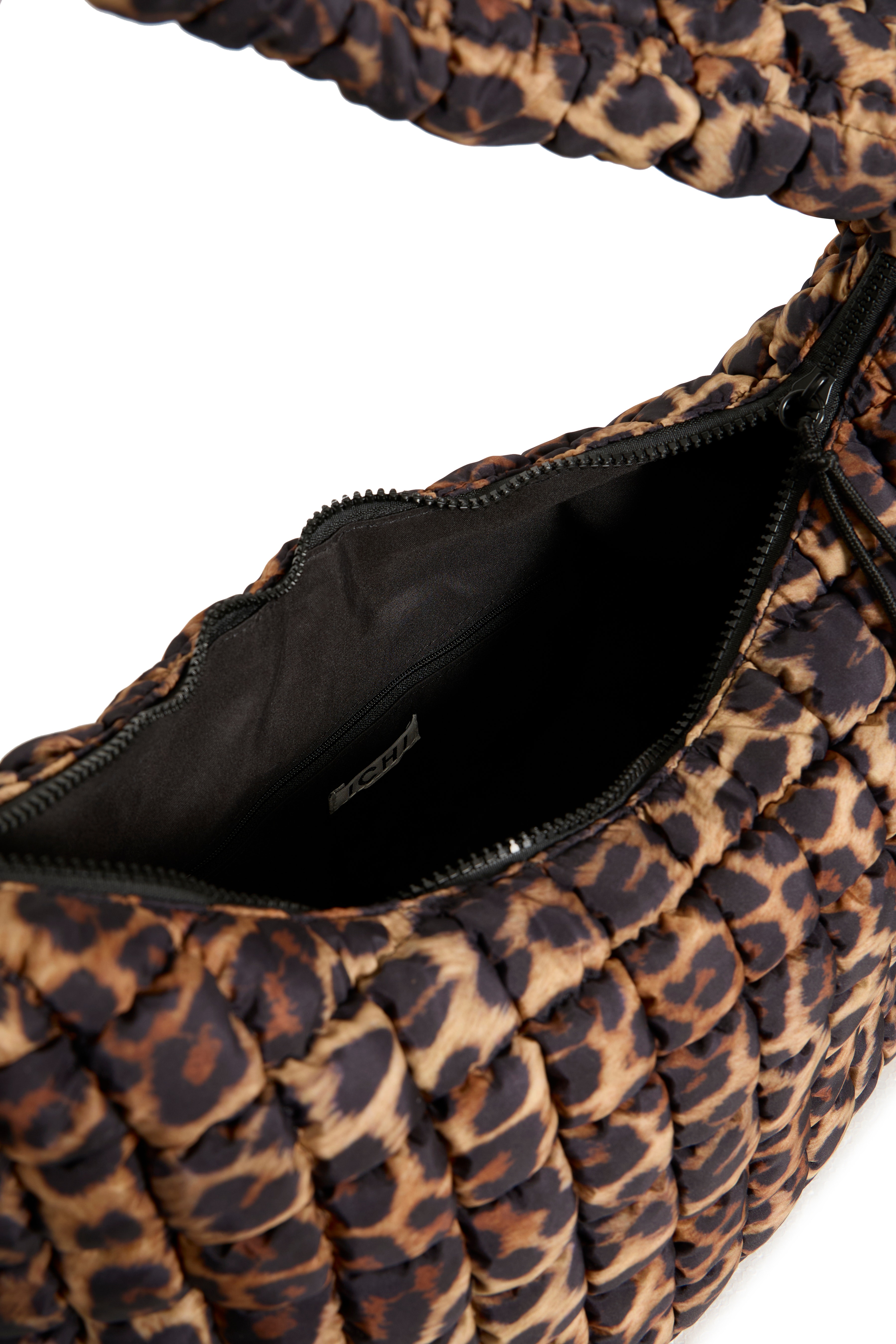 IAALIS Tas PACK DETAIL 20125301-194008