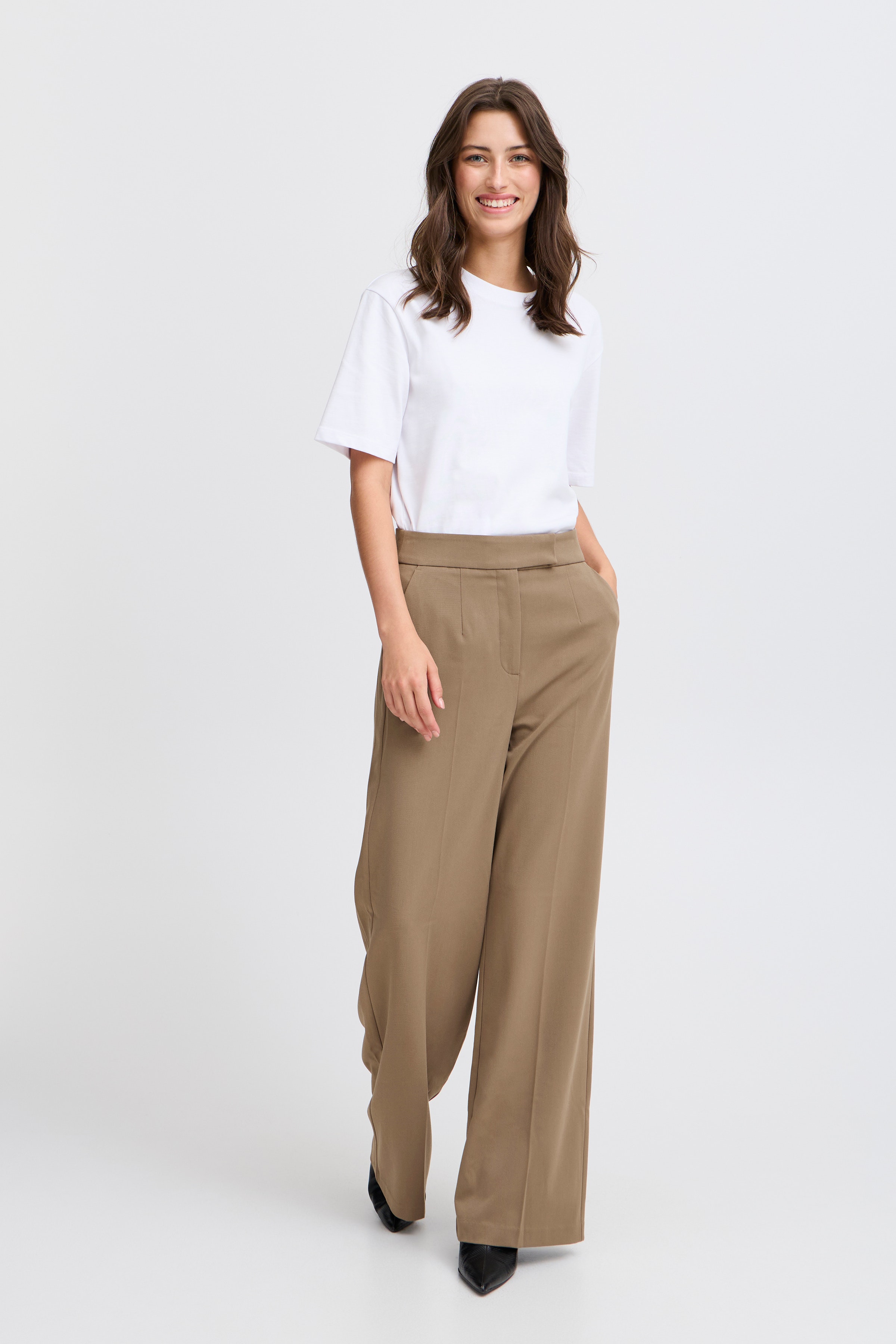 BYELLAN Hose LOOKBOOK FRONT 20815369-181112