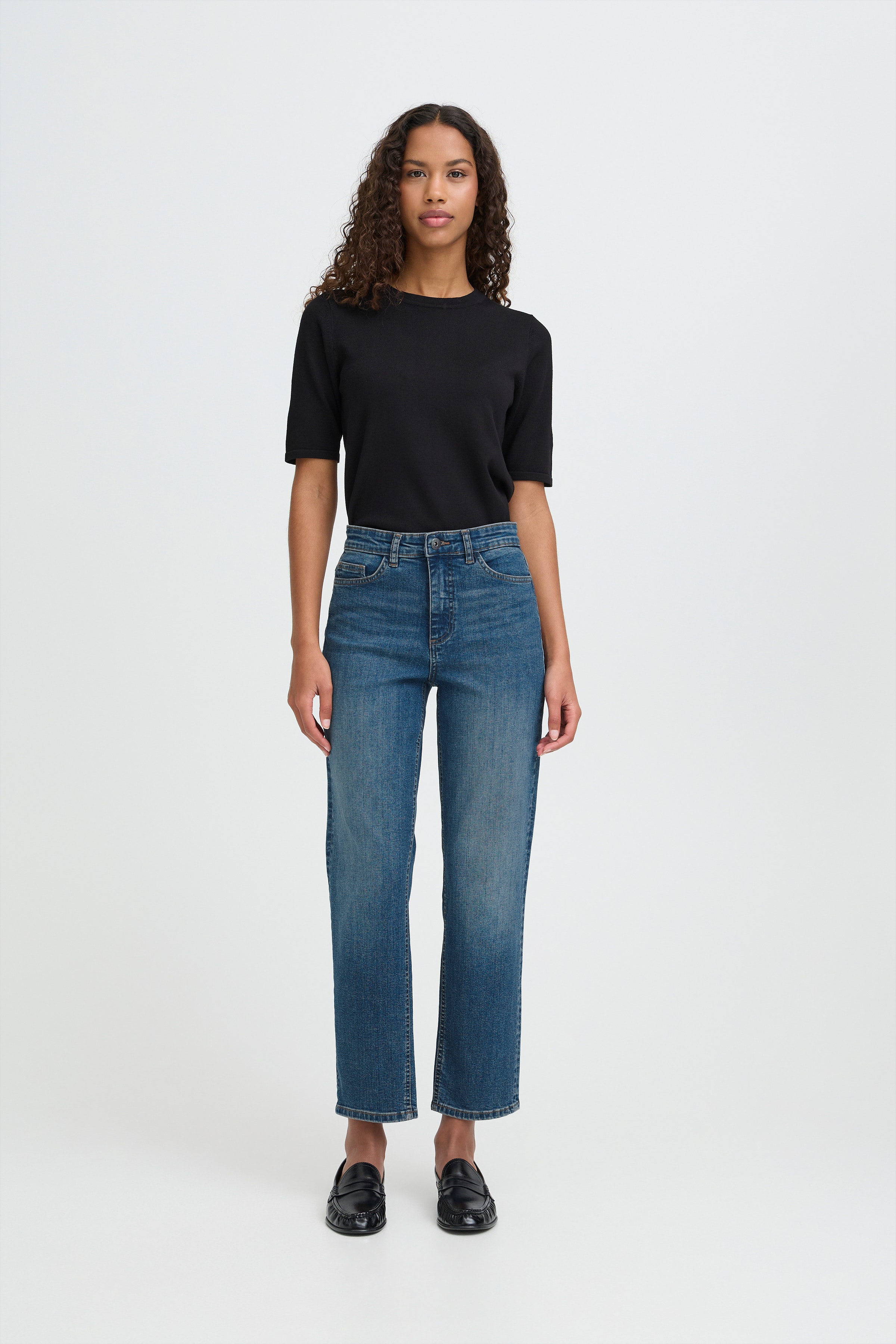 IHTWIGGY RAVEN Jeans LOOKBOOK FRONT 20110967-19037