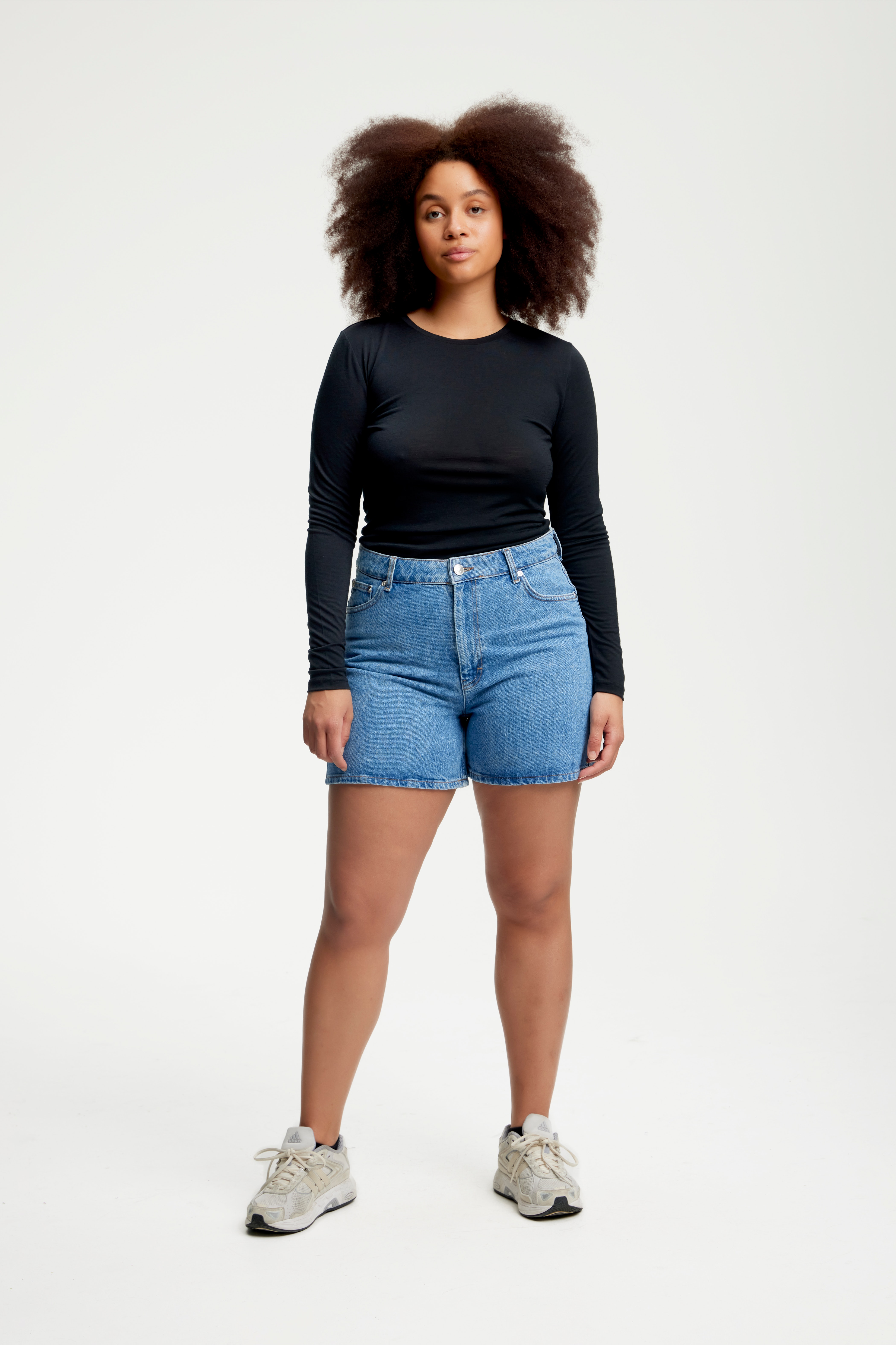 SividaGZ T-shirt LOOKBOOK FRONT 10905441-100017