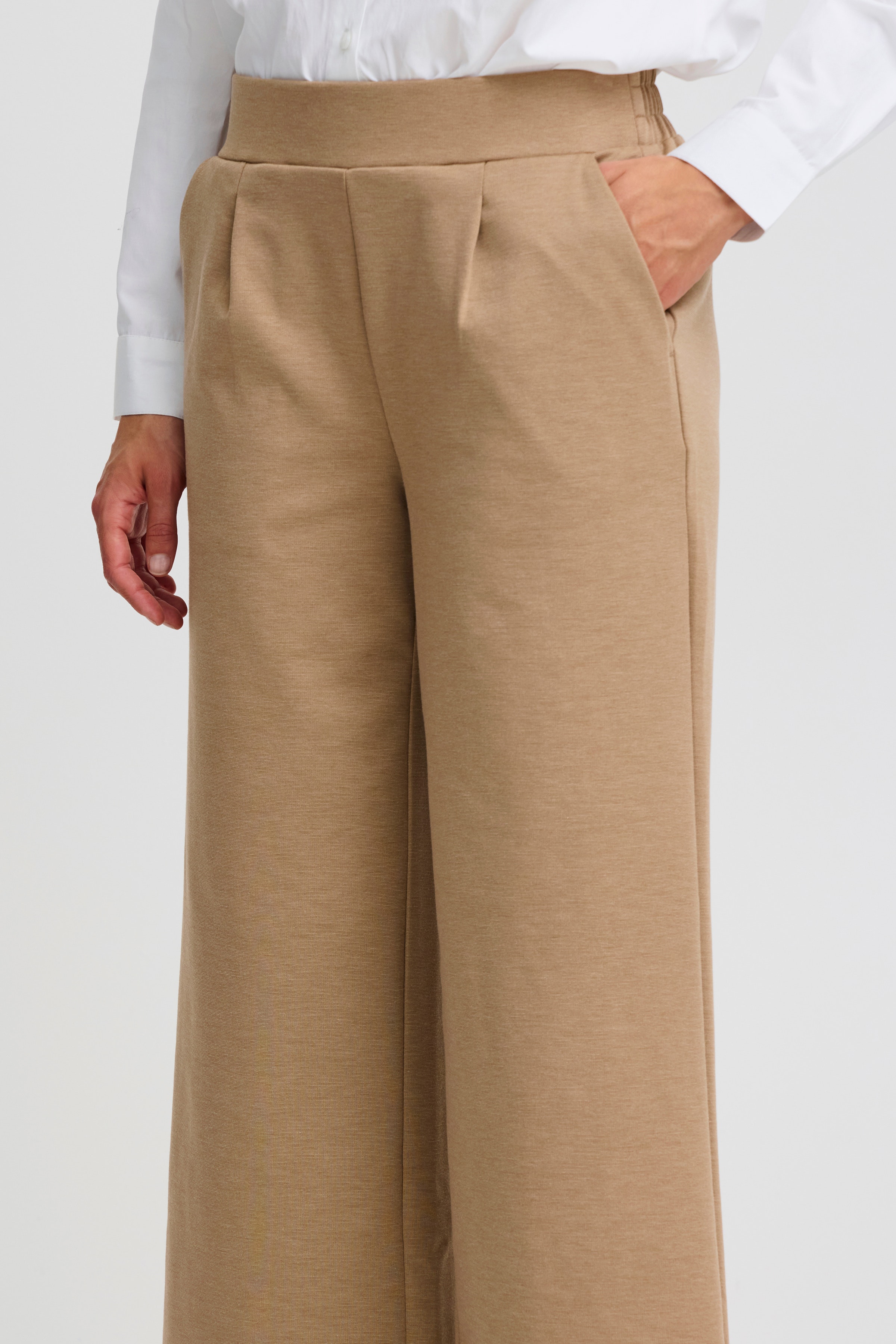 BYRIZETTA Trousers LOOKBOOK DETAIL 20815029-1713141