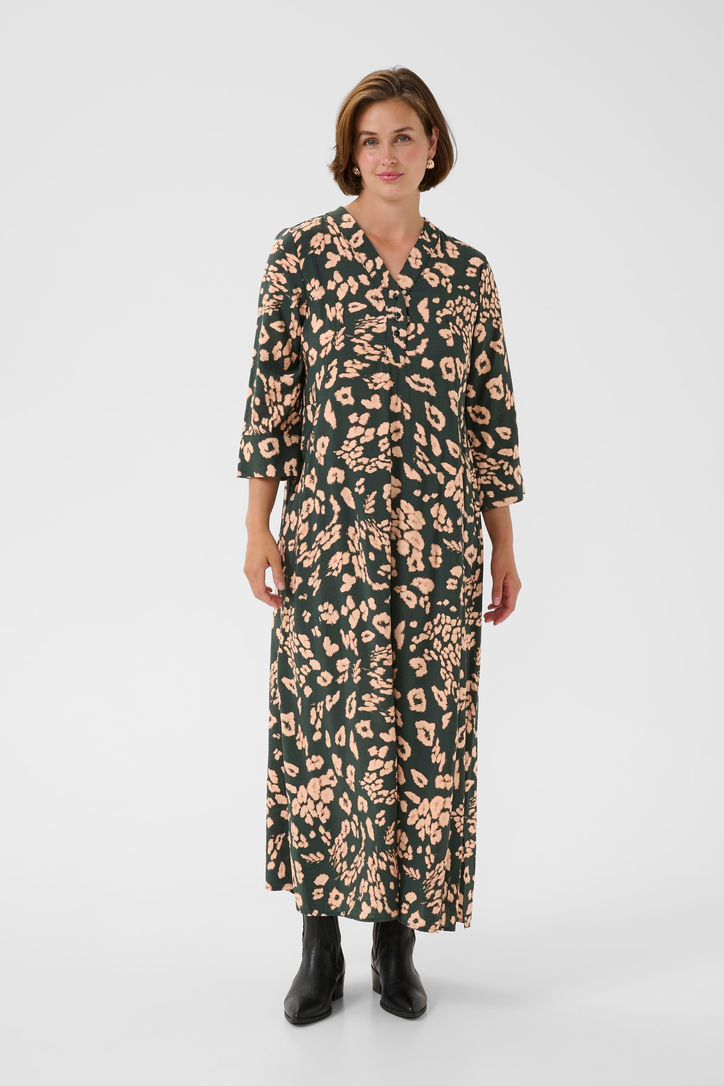 BPiris Klänning LOOKBOOK FRONT 40200061-108689