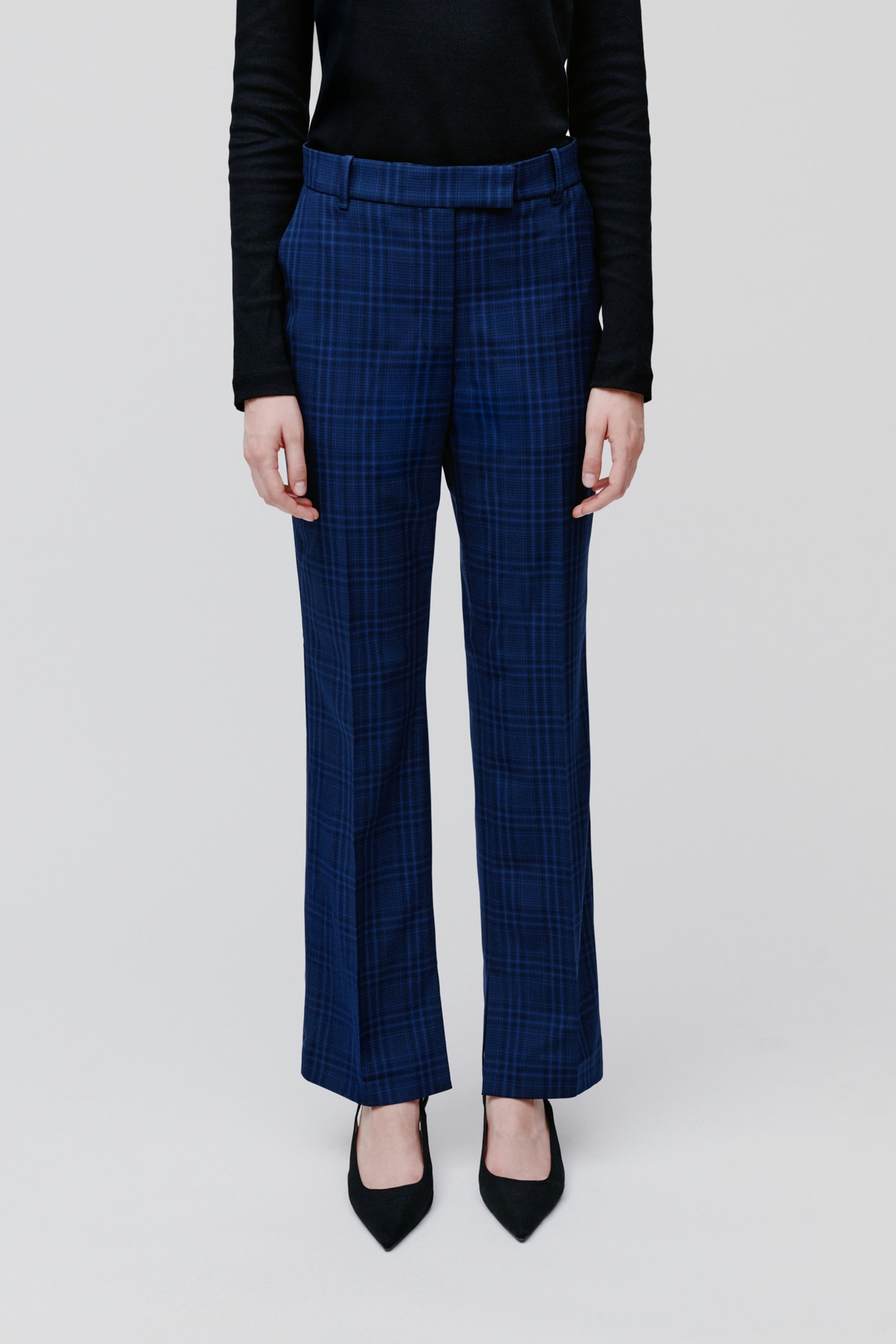 POLINA Trousers LOOKBOOK FRONT 30600731-MC2157