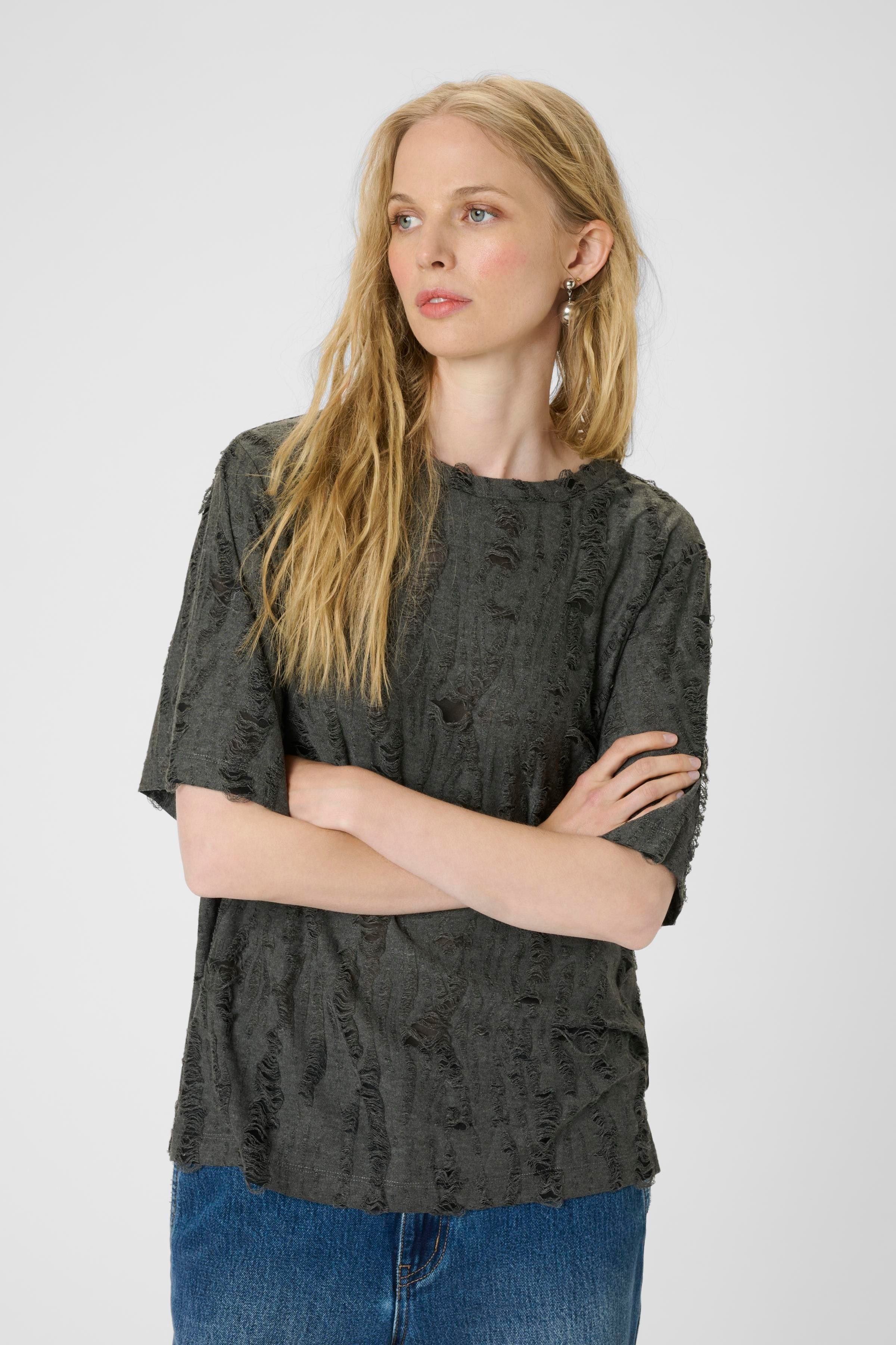 KBAlessia T-shirt LOOKBOOK FRONT 10105552-183907