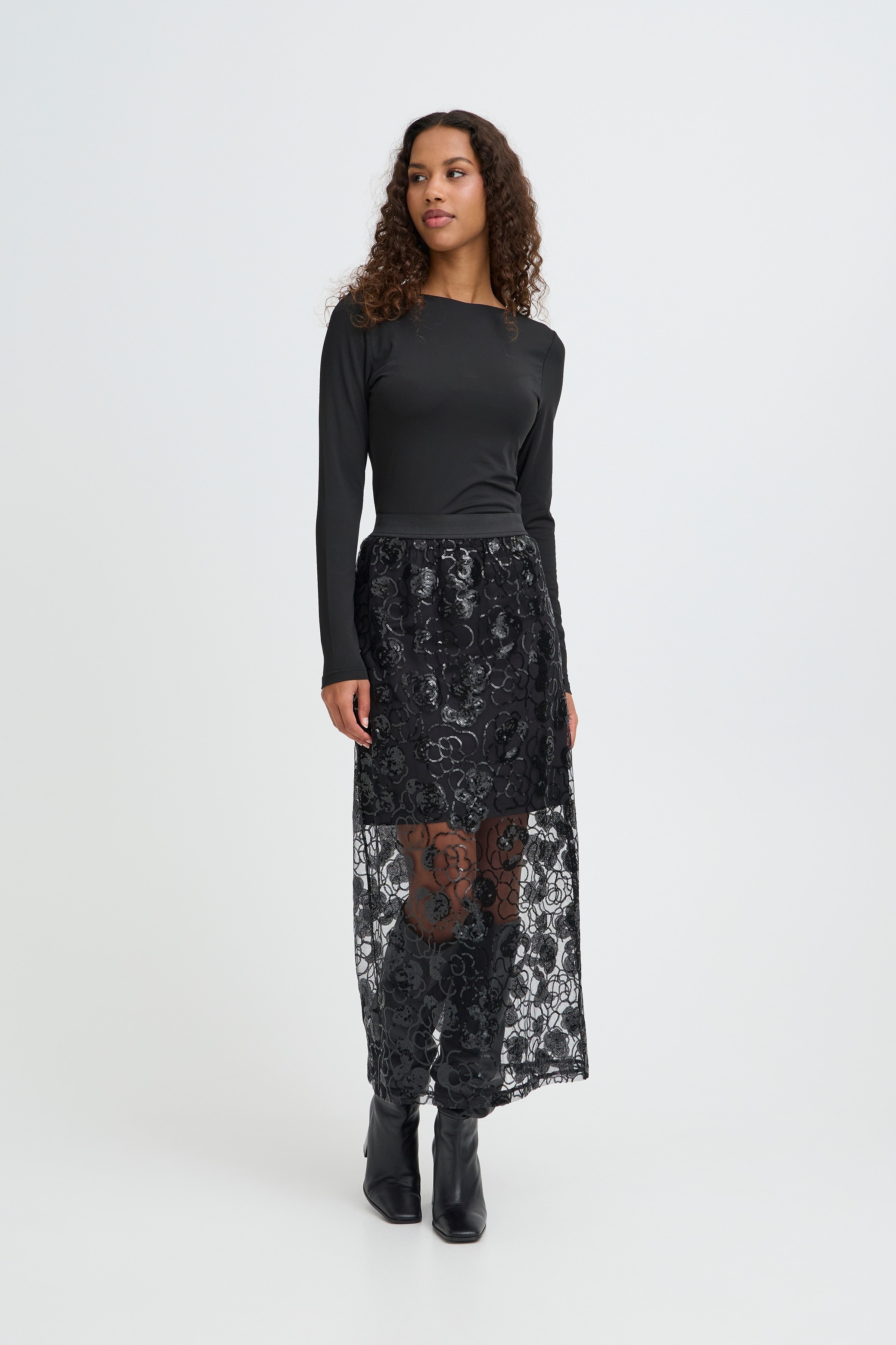 IHOJELLA Skirt LOOKBOOK FRONT 20124832-194008