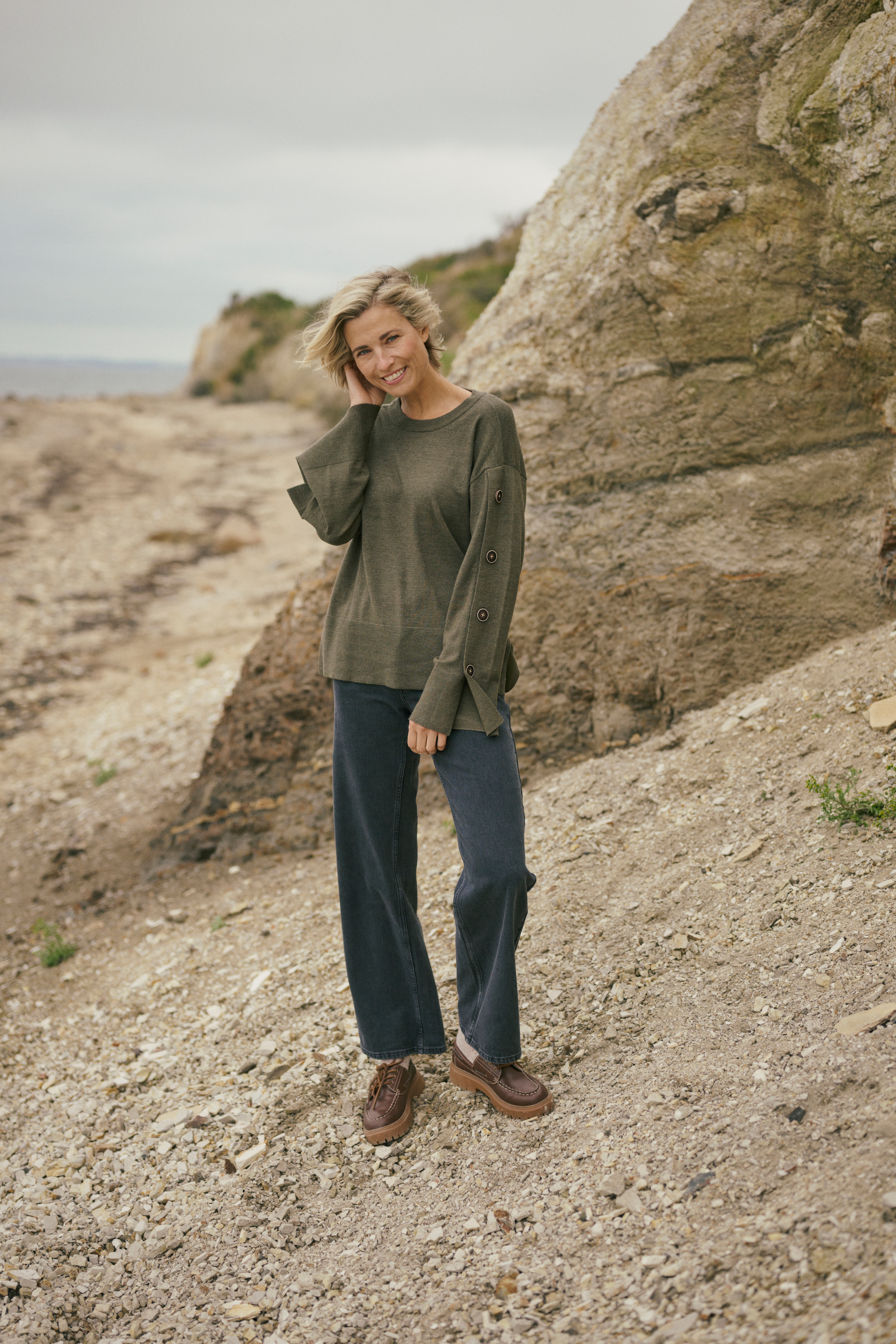 BPzenia Pullover LOCATION NONE 40200051-1905111