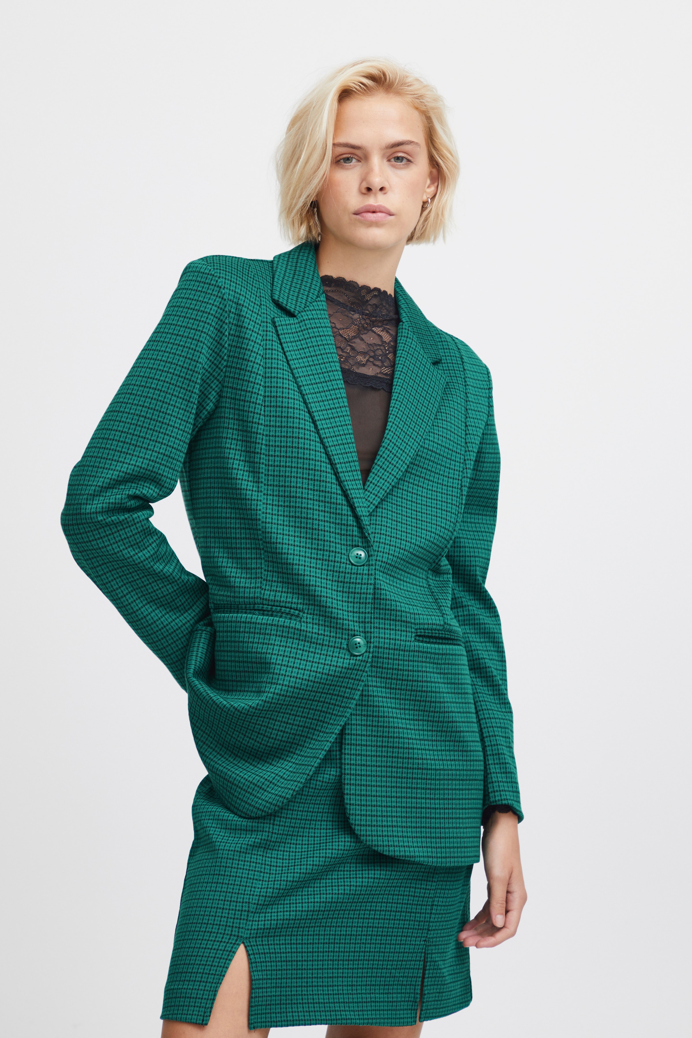 IHKATE Blazer LOOKBOOK FRONT 20119375-185424