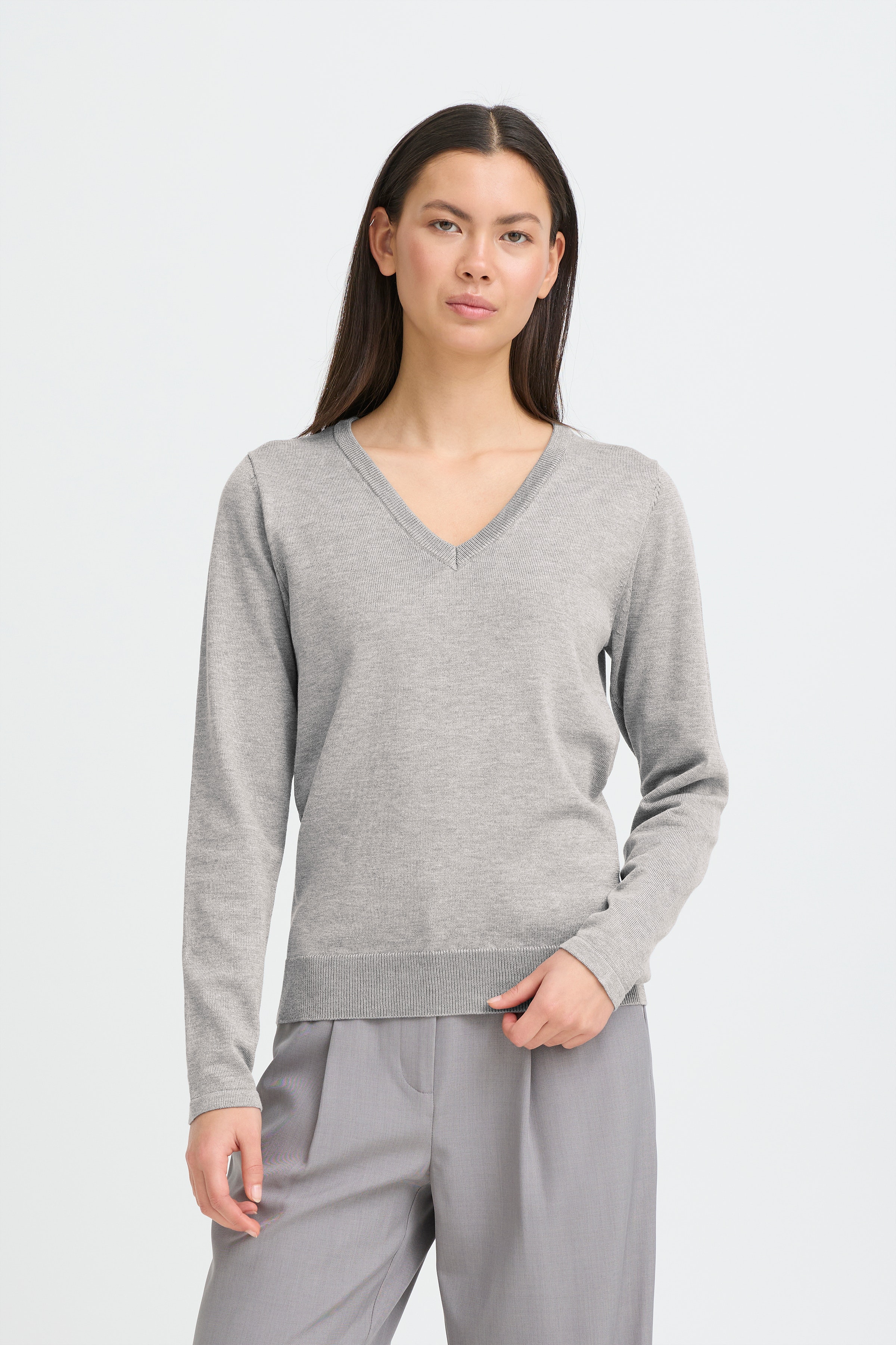 IHLULS V-Neck Pullover LOOKBOOK FRONT 20125815-200317