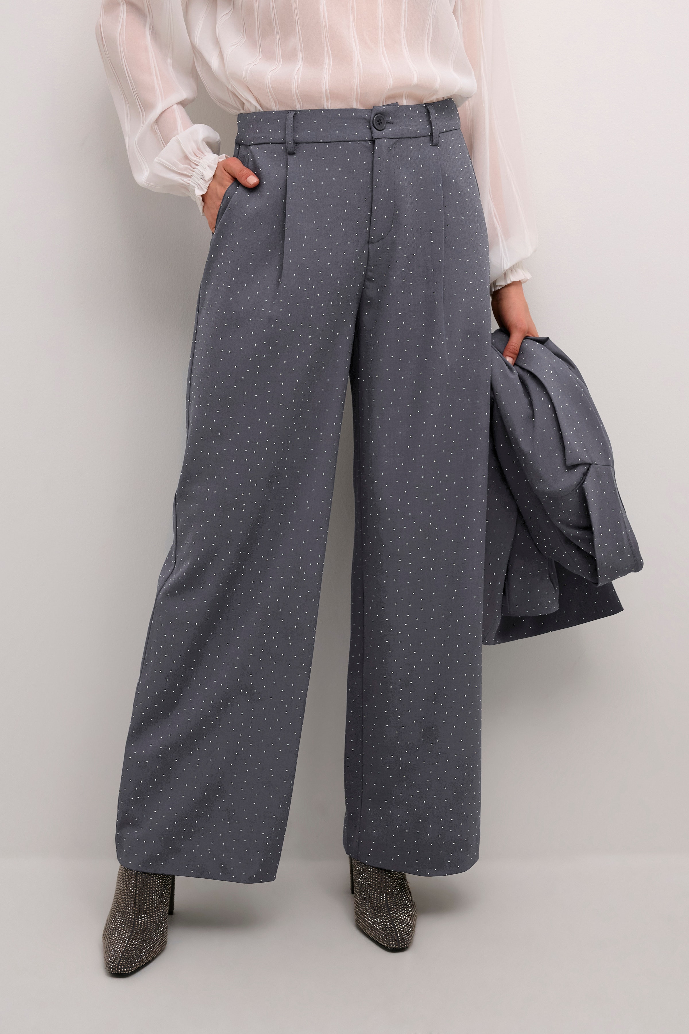 CRCarol Pantalon LOOKBOOK FRONT 10613056-100391