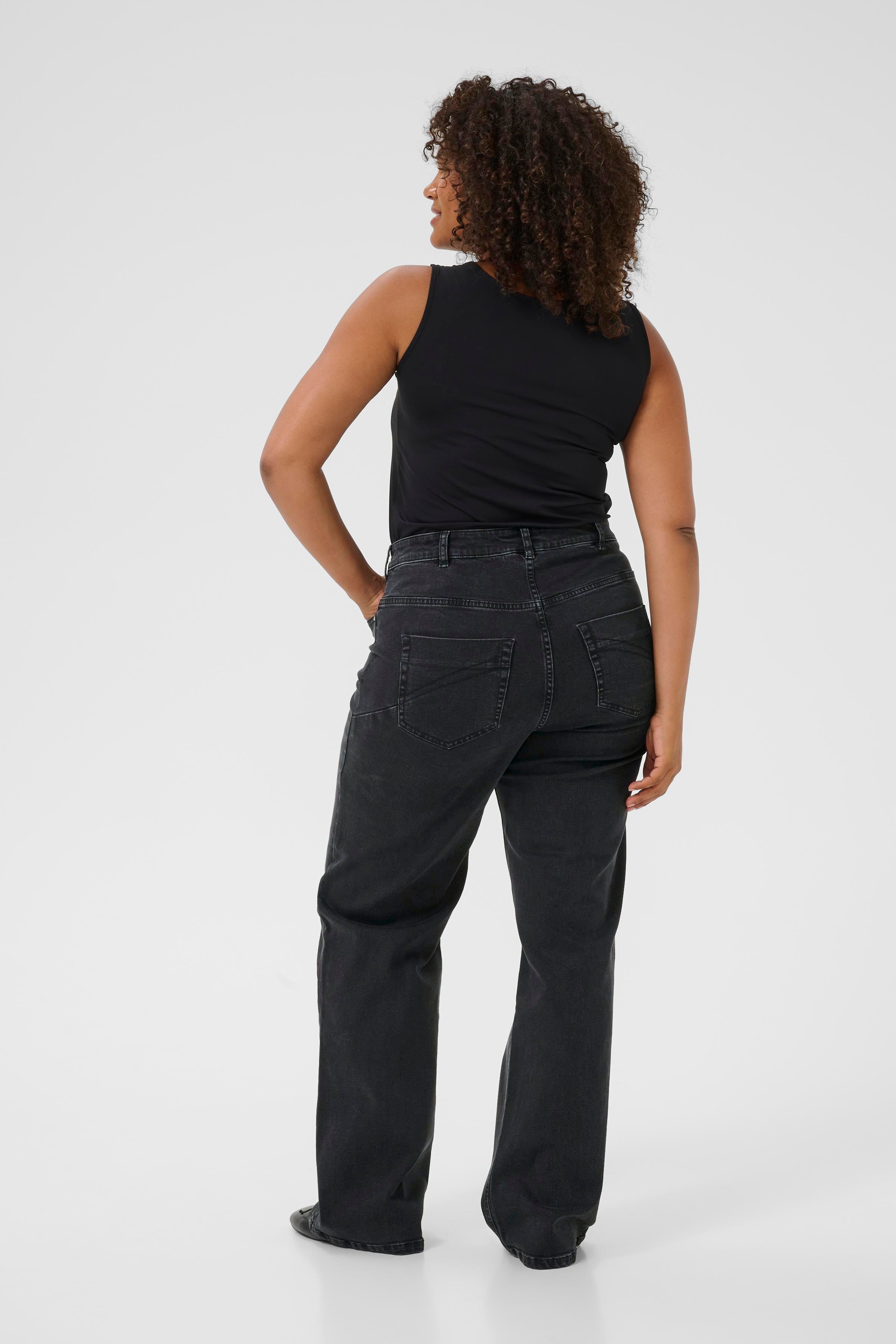 KCflora Jeans LOOKBOOK BACK 10583712-108261