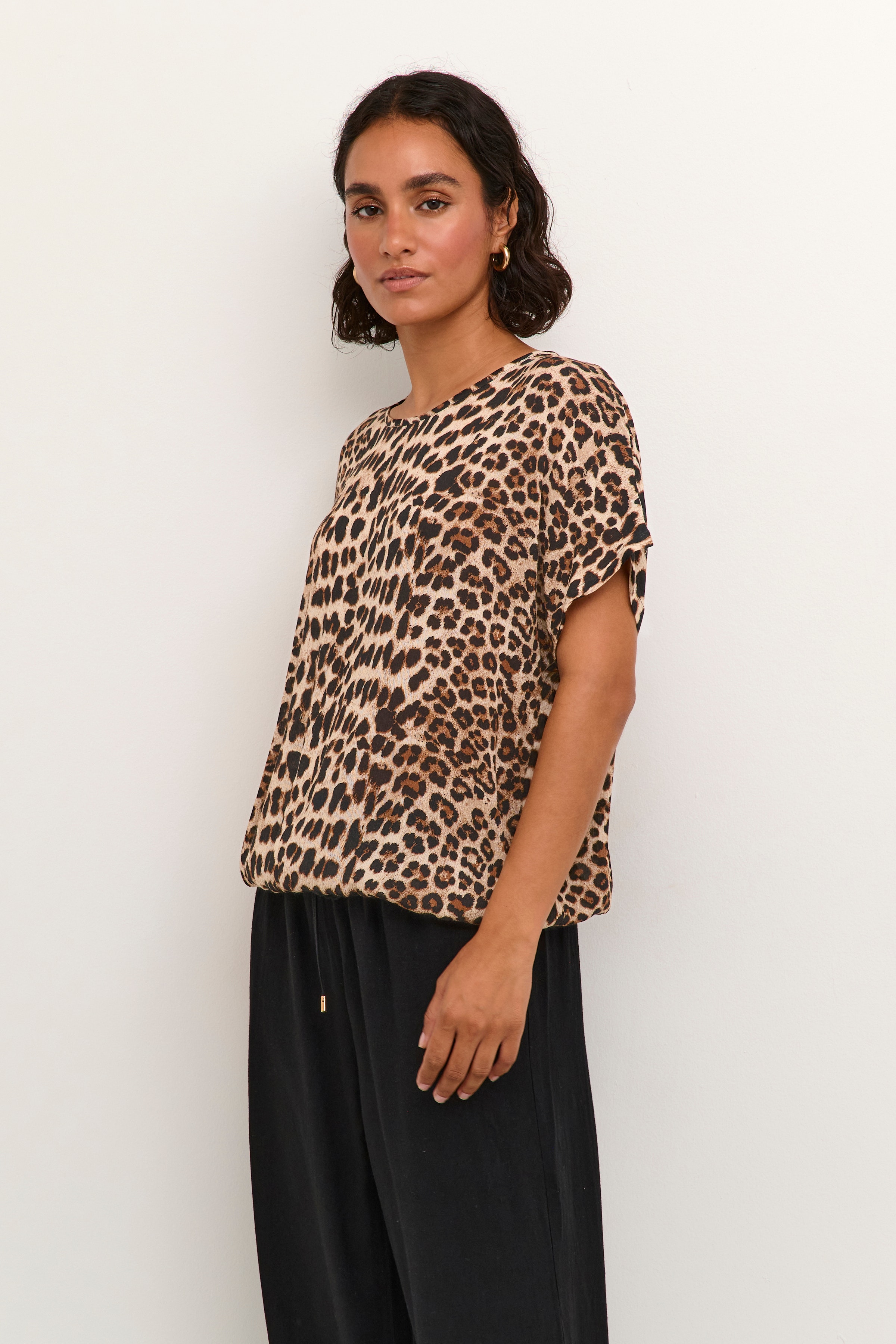 KAamber Leopard Bluse LOOKBOOK FRONT 10508257-105798